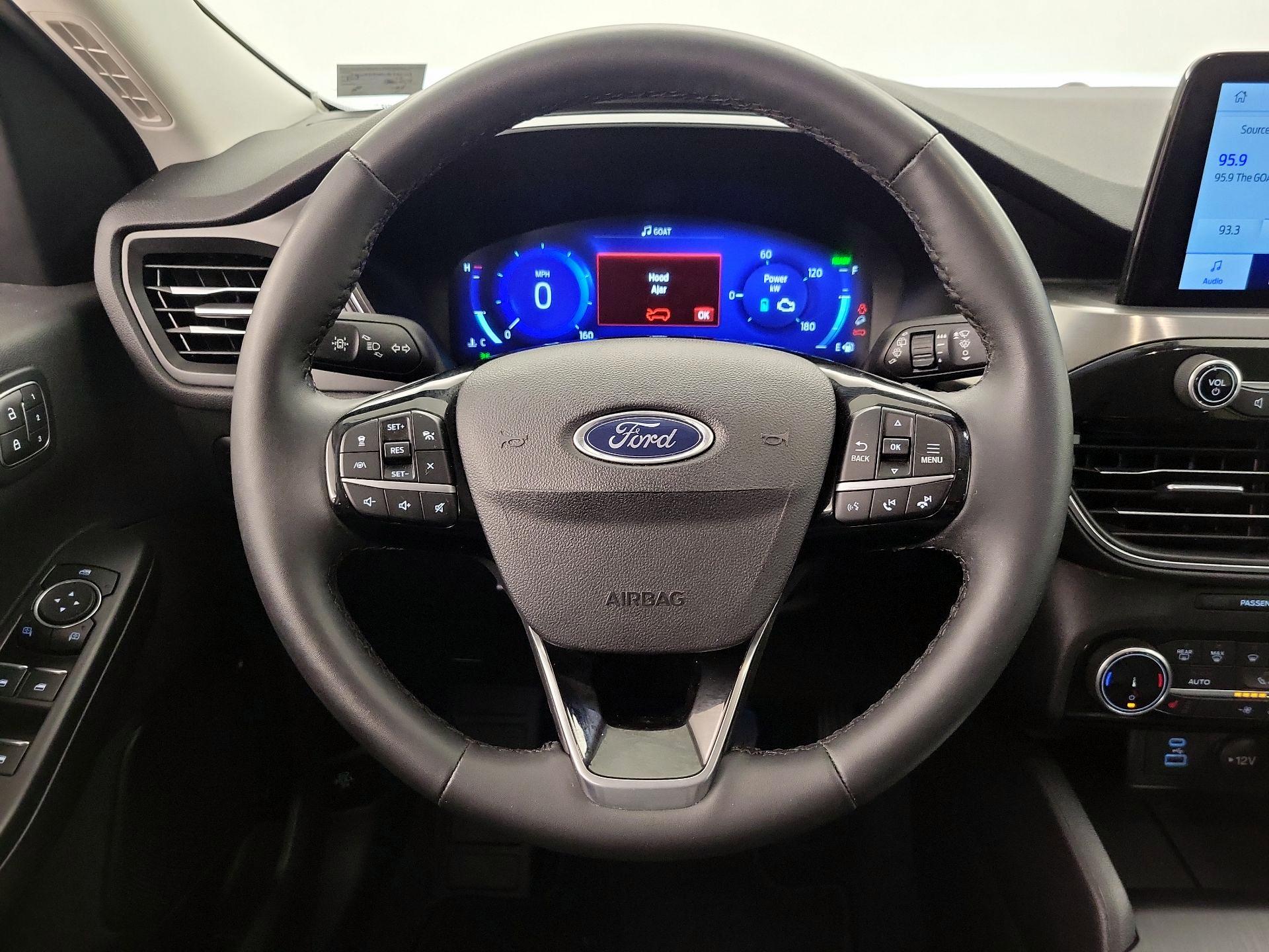 Thumbnail: 2022 Ford Escape - 10