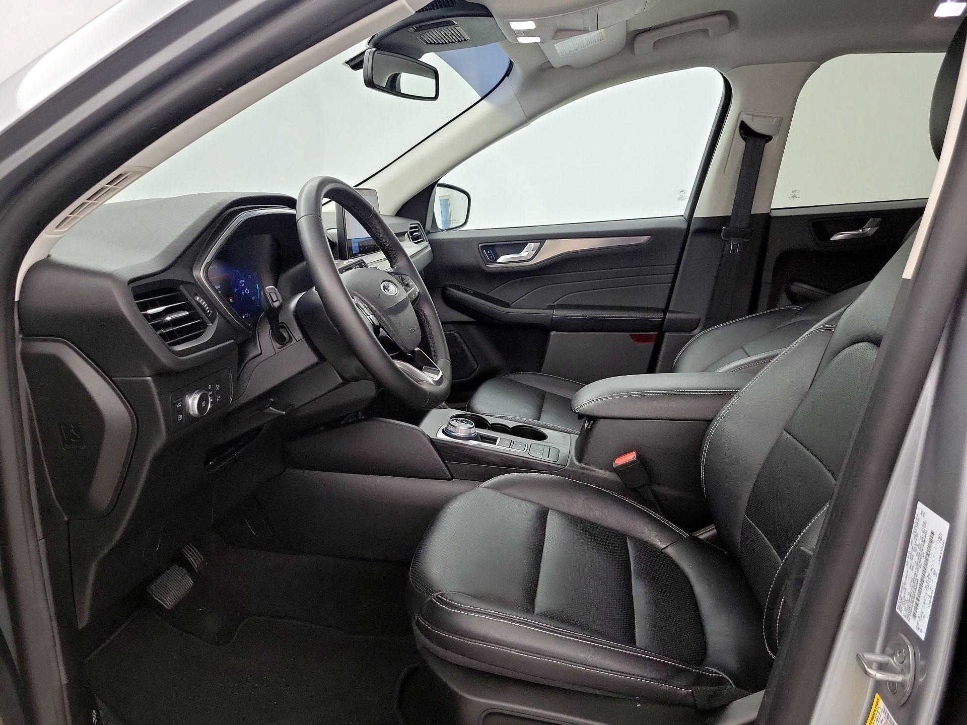 Thumbnail: 2022 Ford Escape - 11