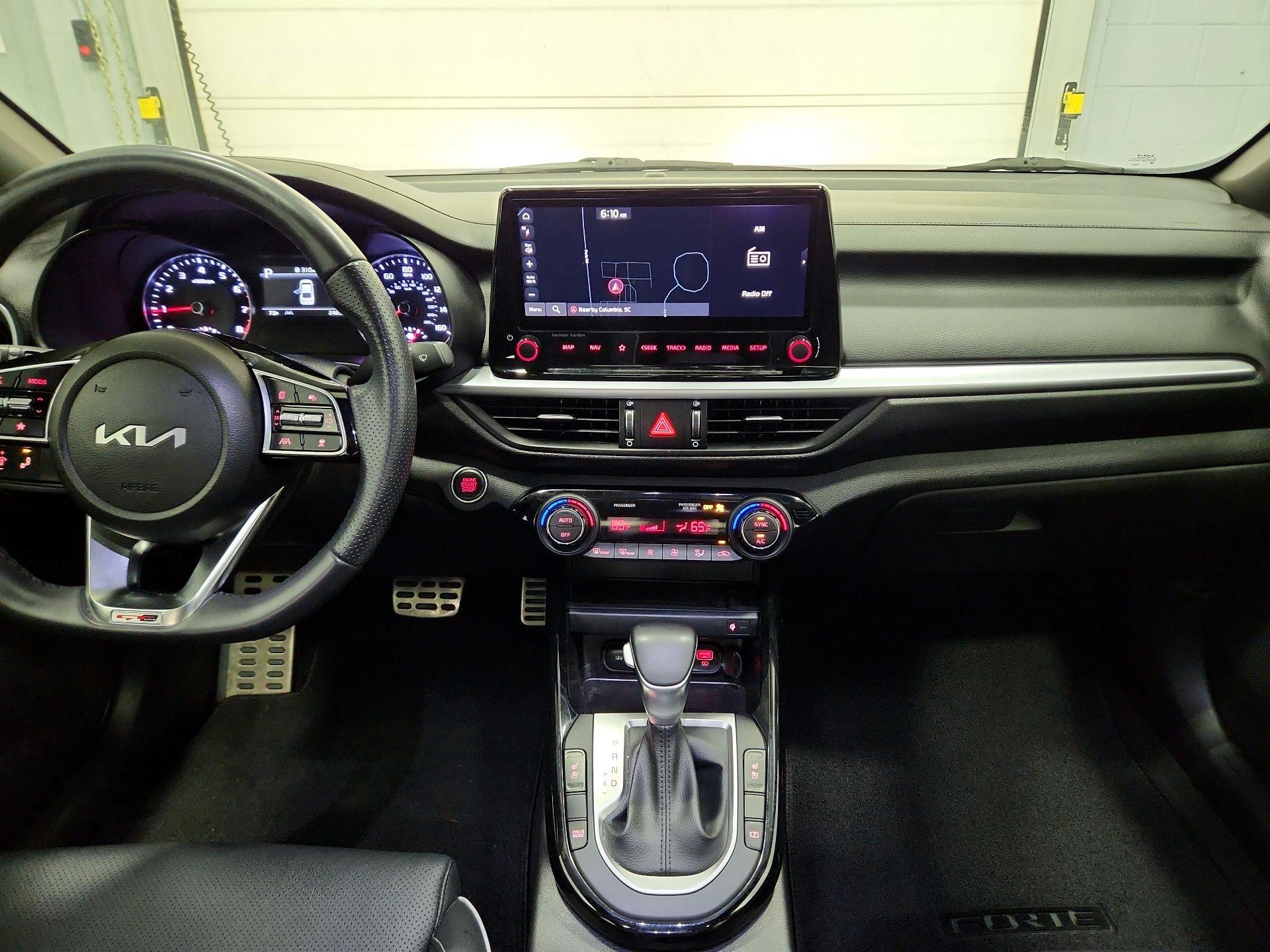 Thumbnail: 2023 Kia Forte - 9