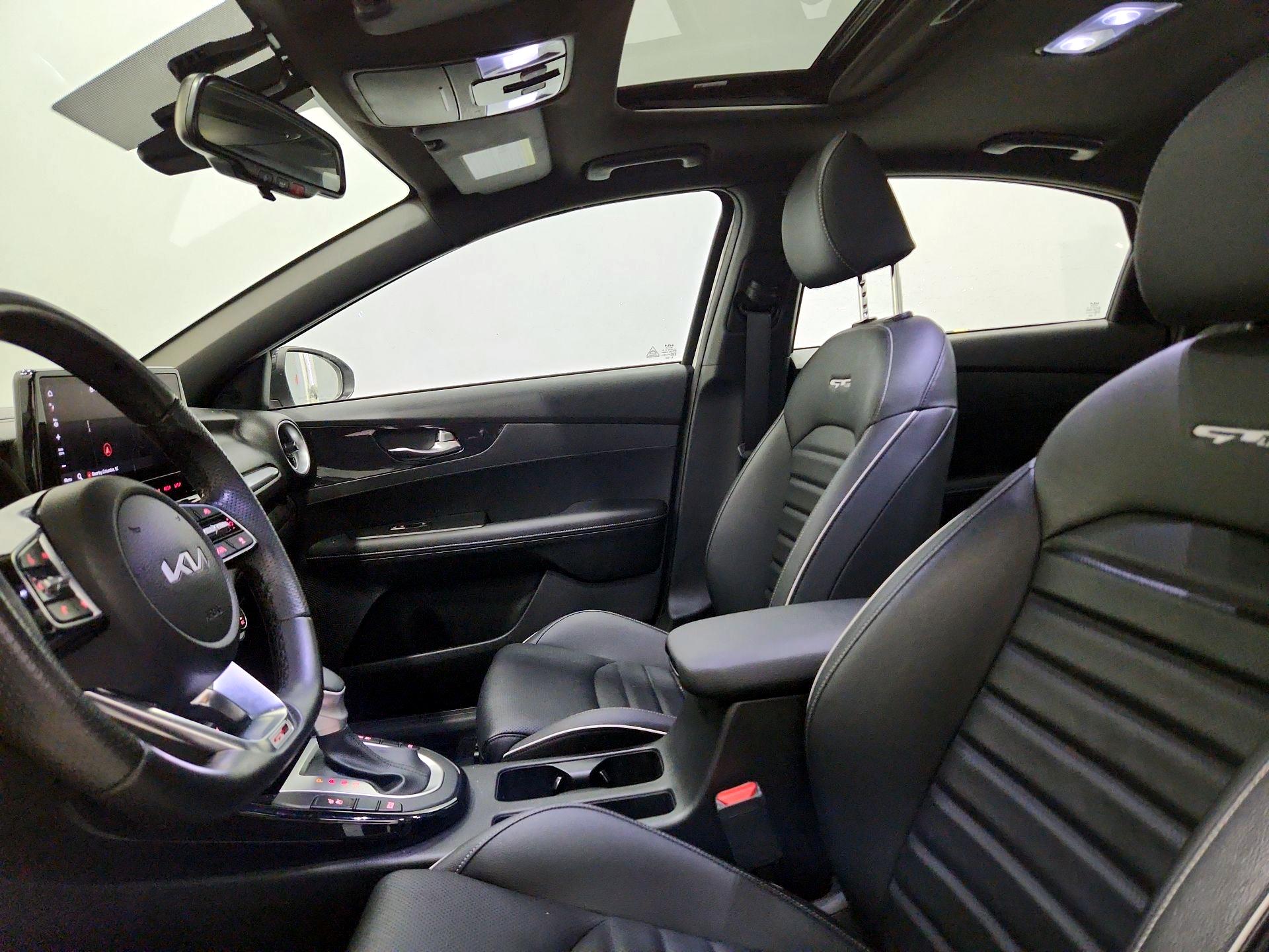 Thumbnail: 2023 Kia Forte - 11