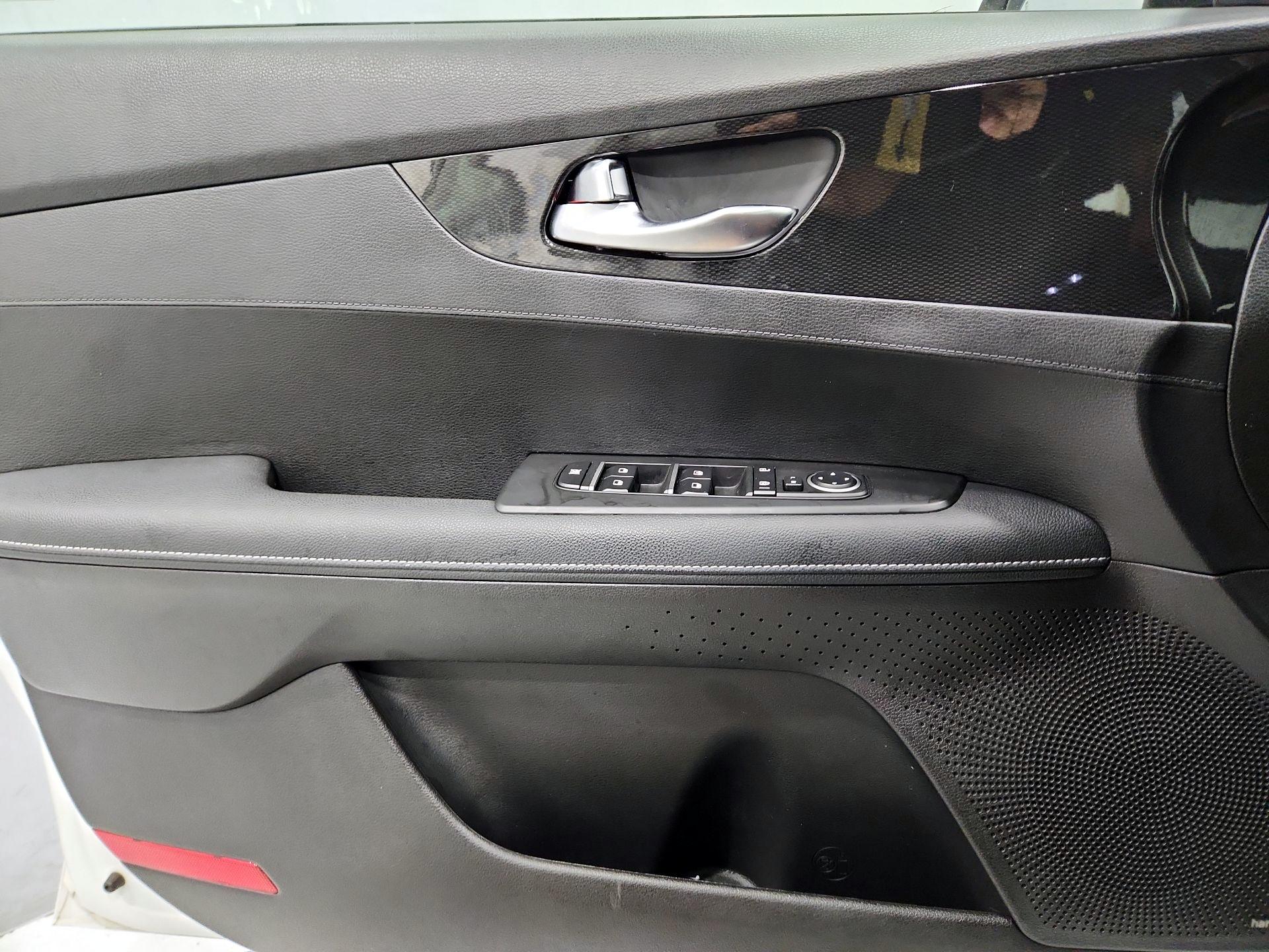 Thumbnail: 2023 Kia Forte - 12