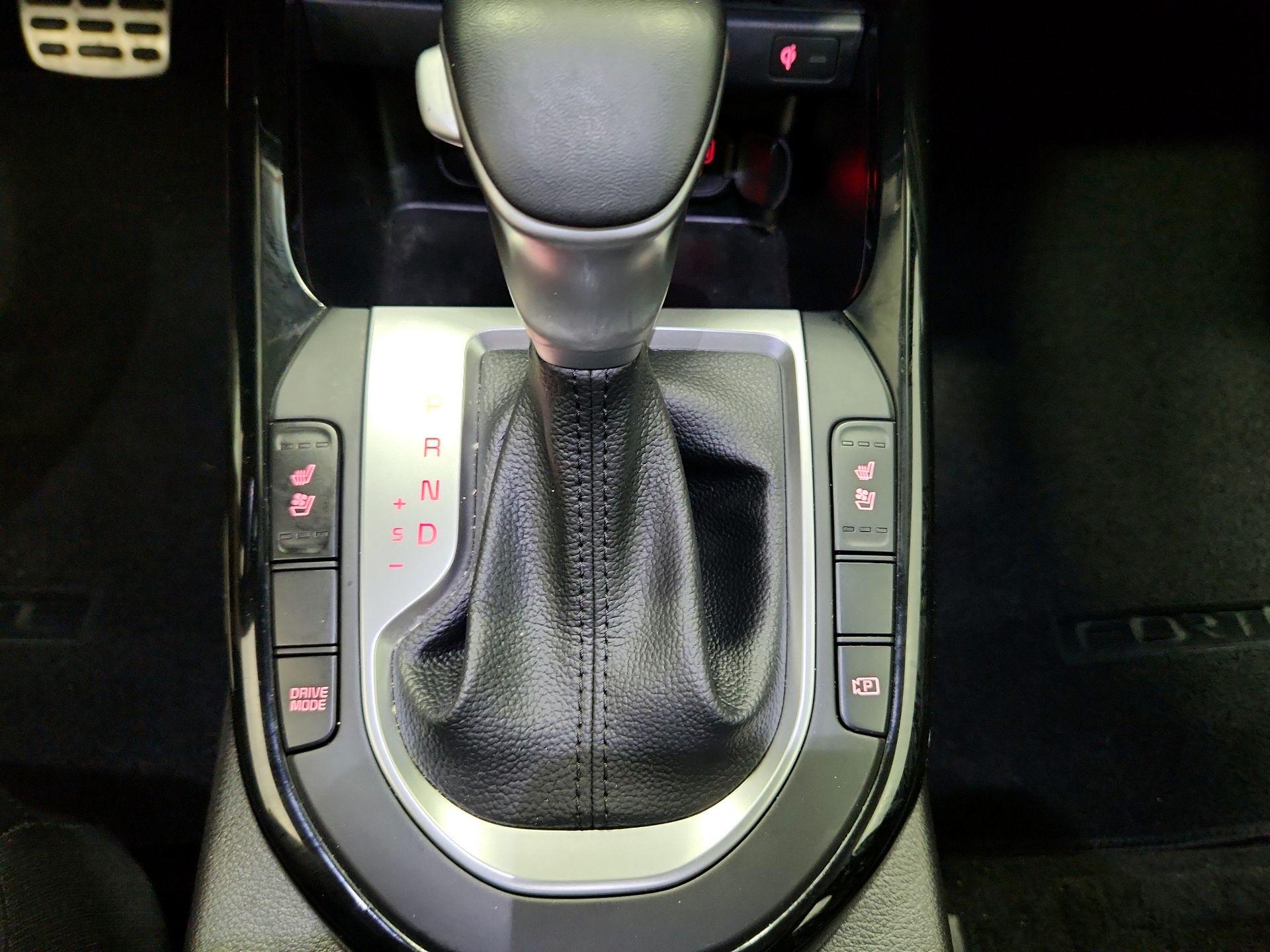 Thumbnail: 2023 Kia Forte - 18
