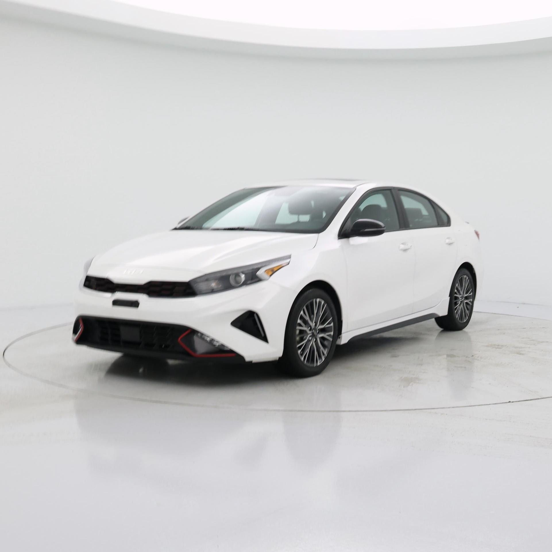Thumbnail: 2023 Kia Forte - 4