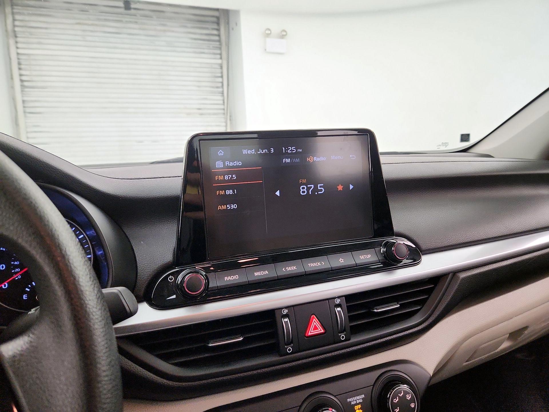 Thumbnail: 2023 Kia Forte - 15