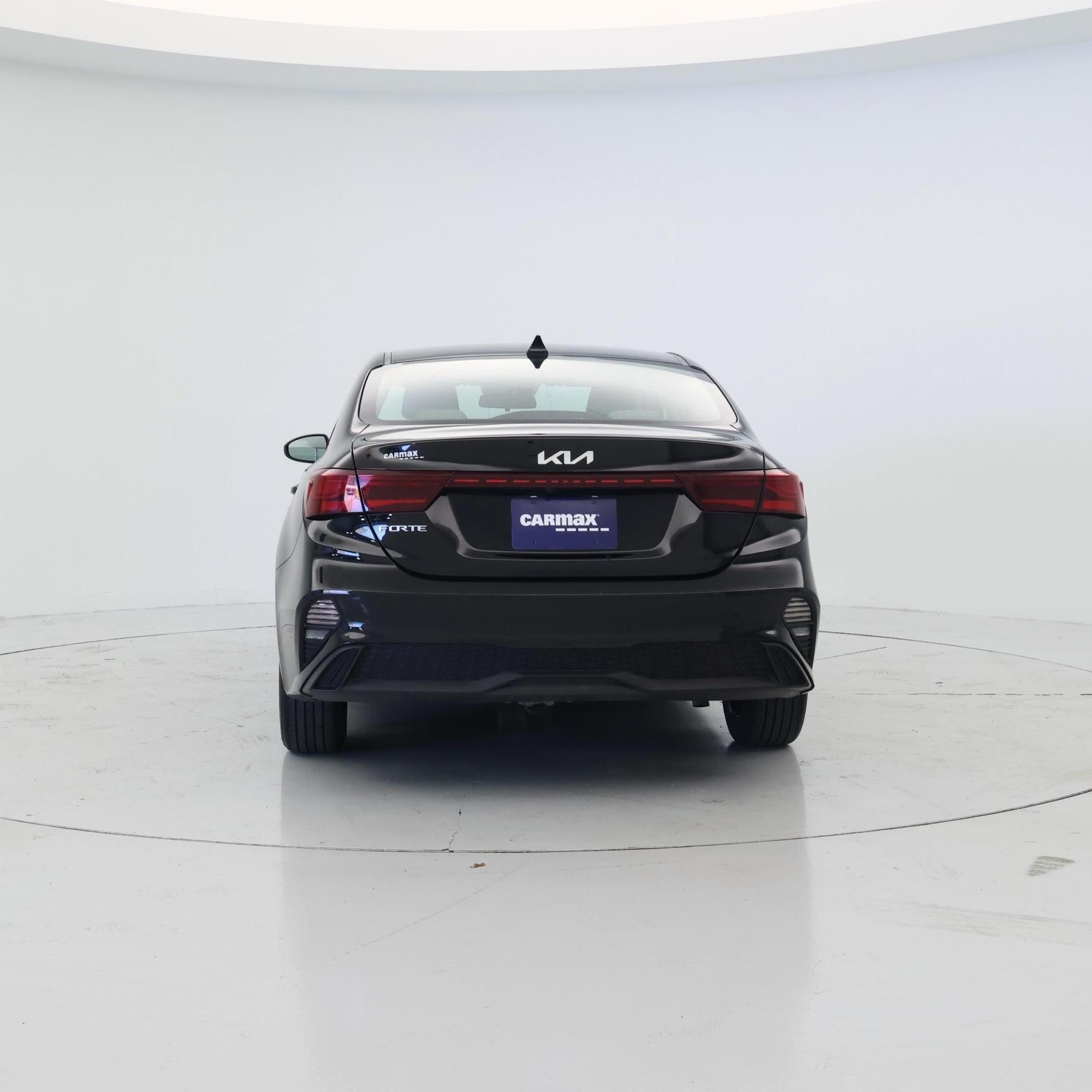 Thumbnail: 2023 Kia Forte - 6