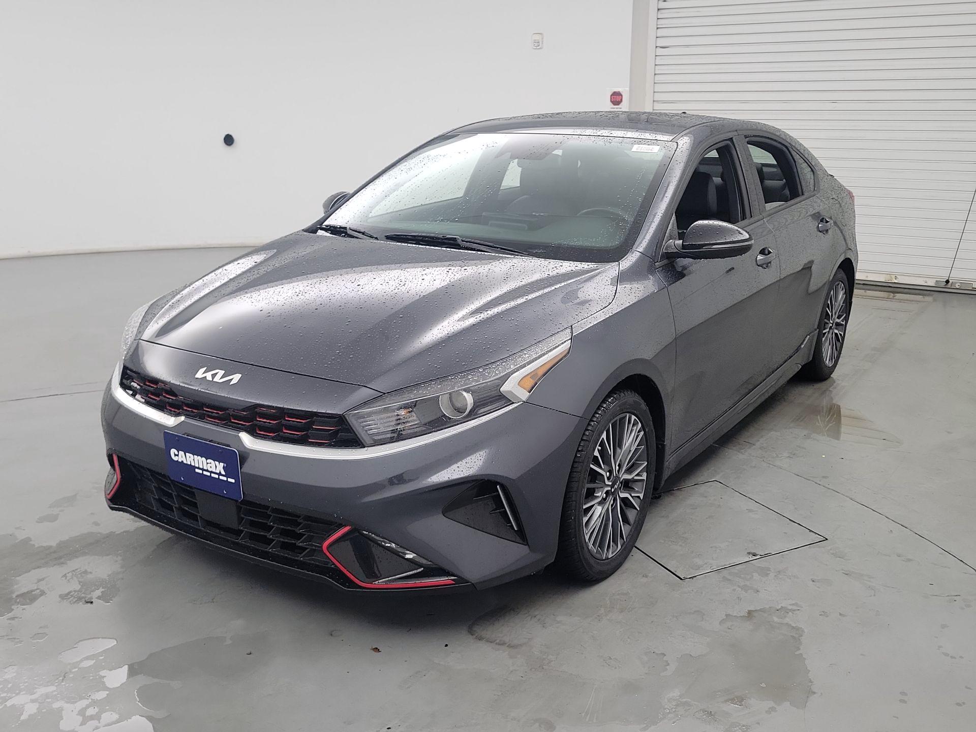 Thumbnail: 2023 Kia Forte - 3
