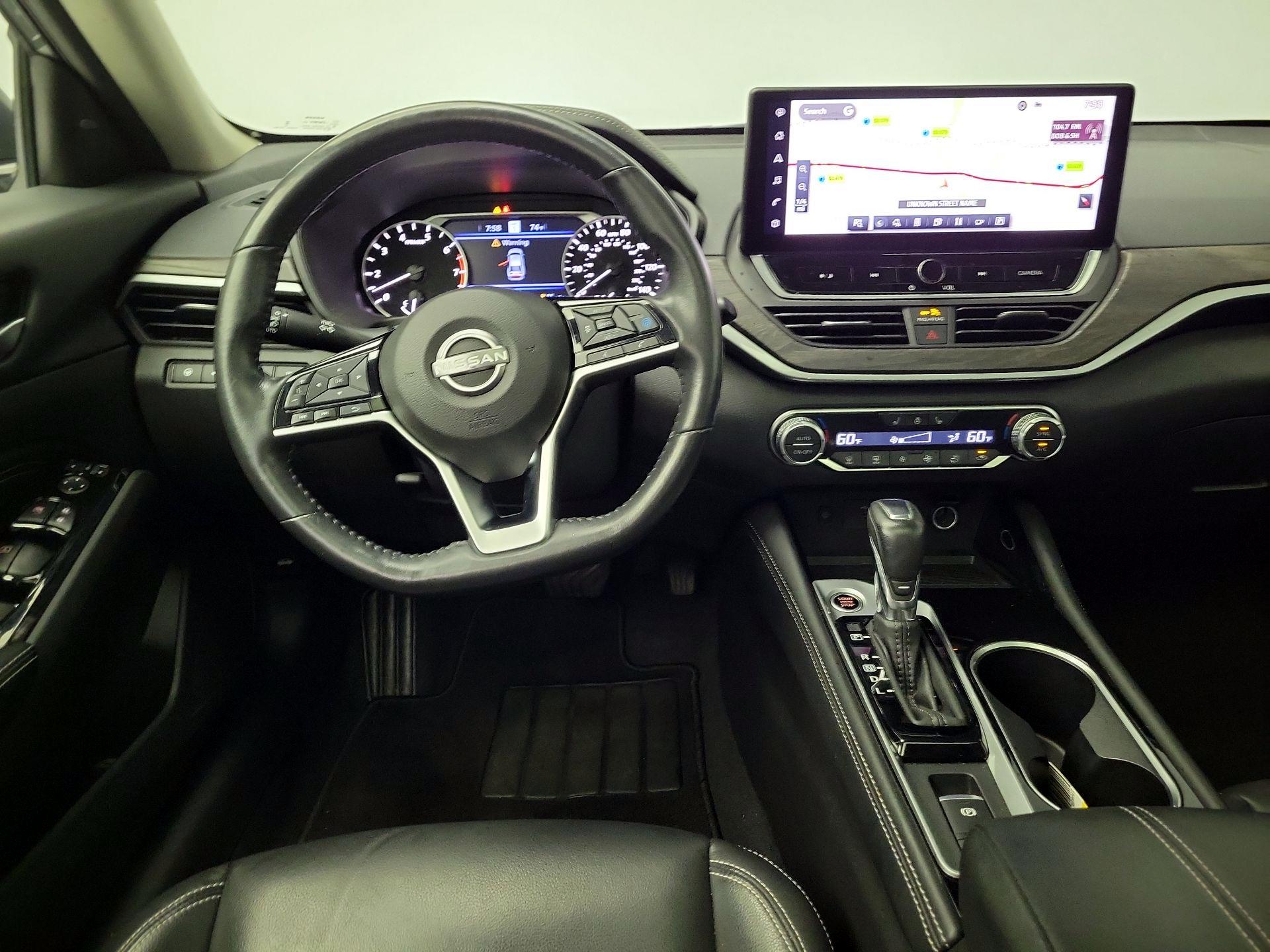 Thumbnail: 2023 Nissan Altima - 10