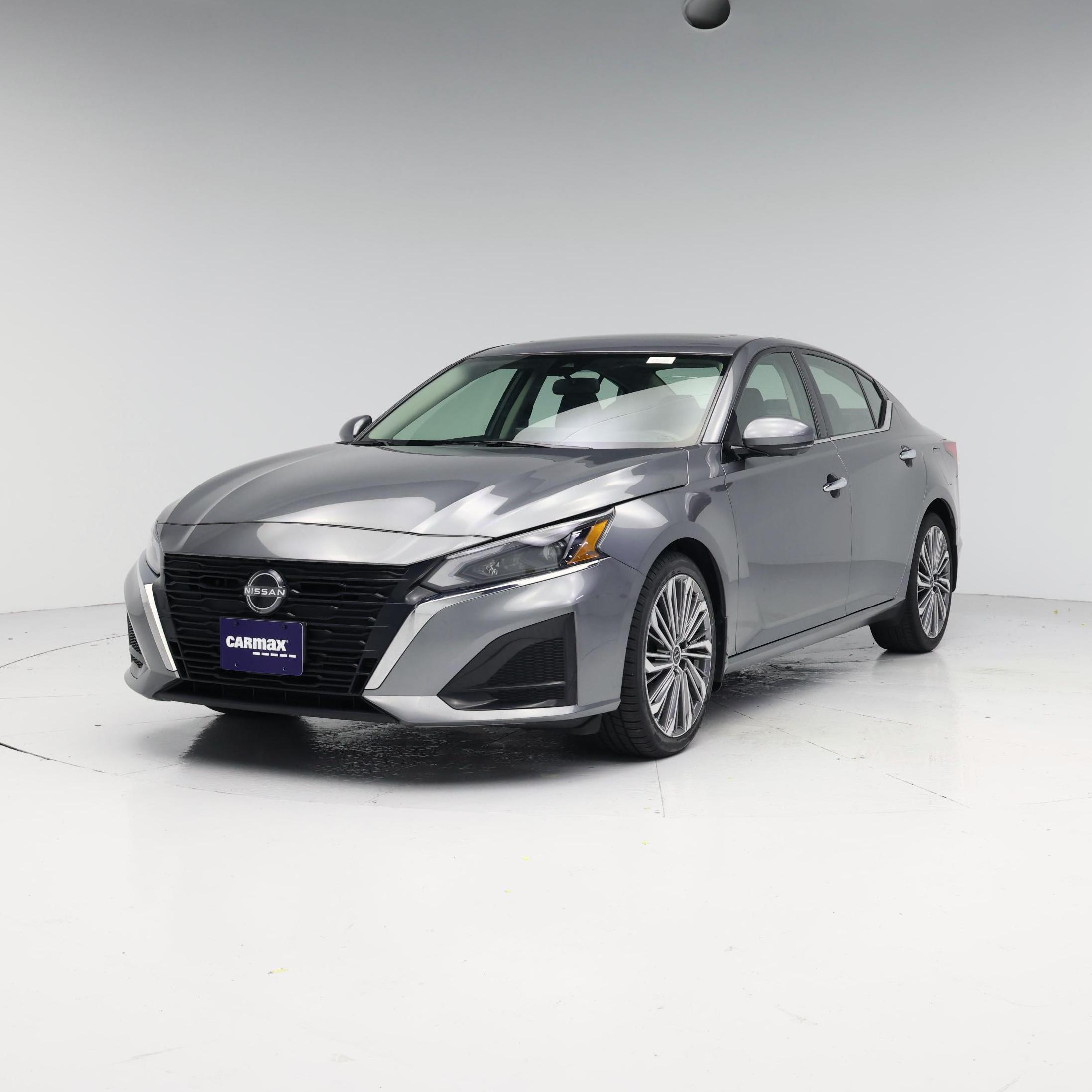 Thumbnail: 2023 Nissan Altima - 4