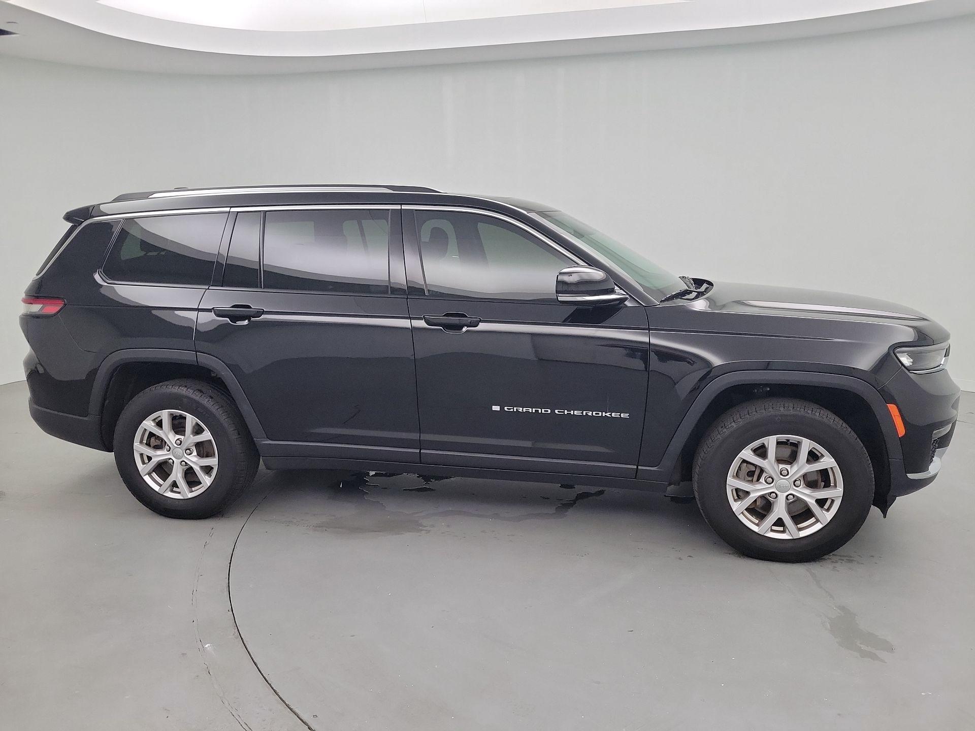 Thumbnail: 2022 Jeep Grand Cherokee L - 4
