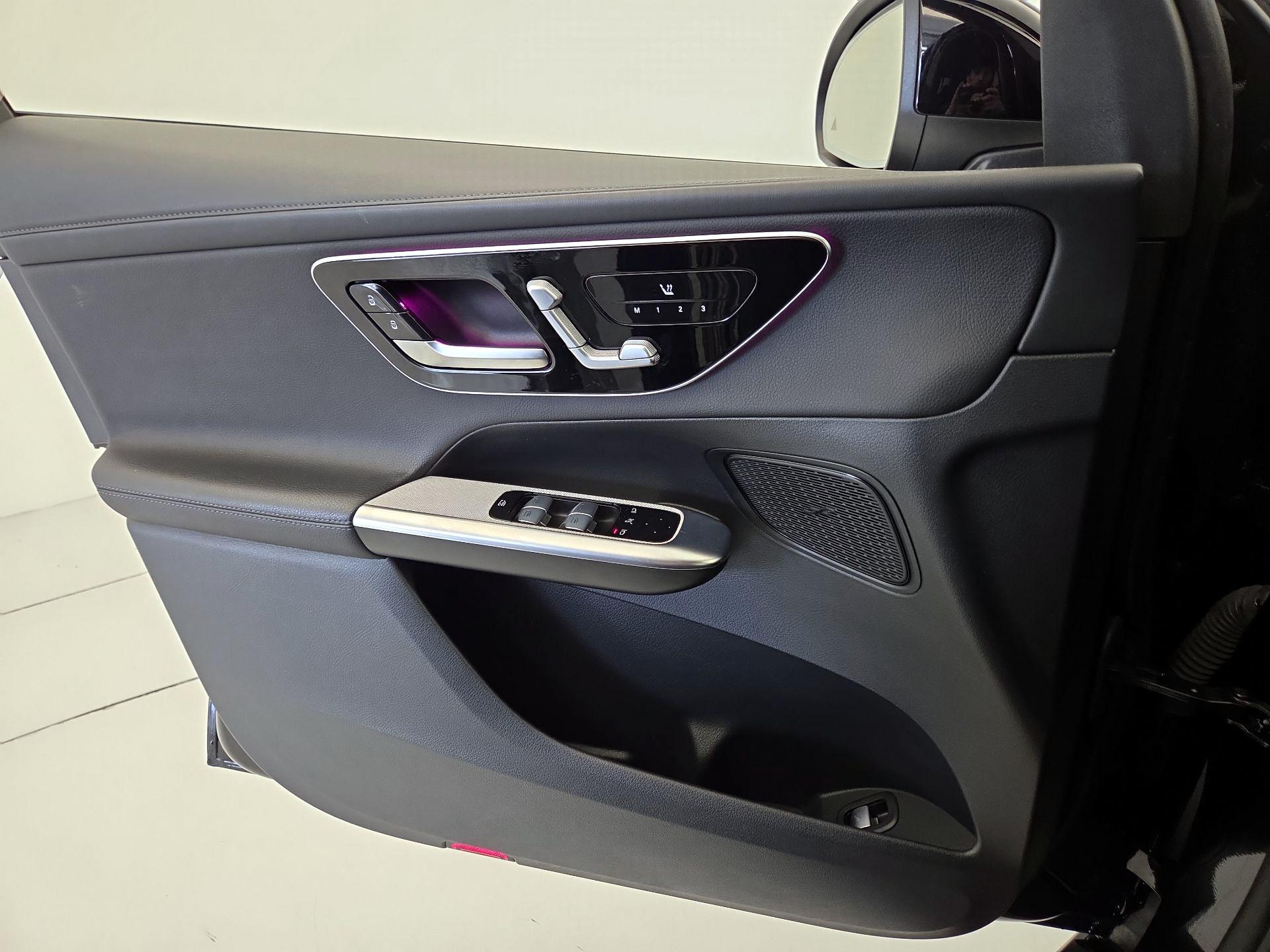 Thumbnail: 2024 Mercedes-Benz GLC - 12