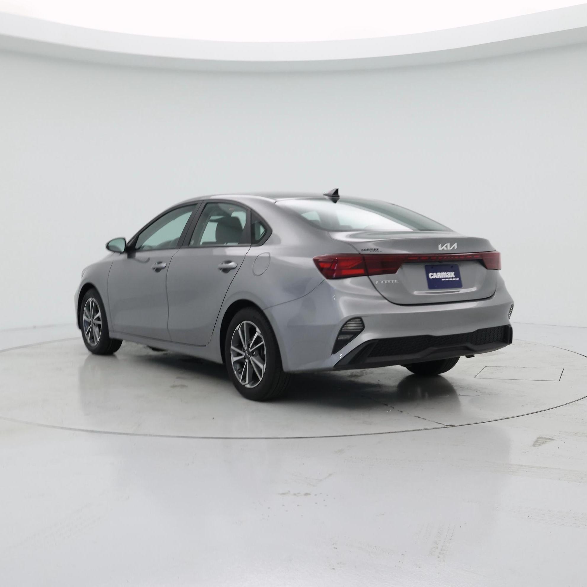 Thumbnail: 2023 Kia Forte - 2