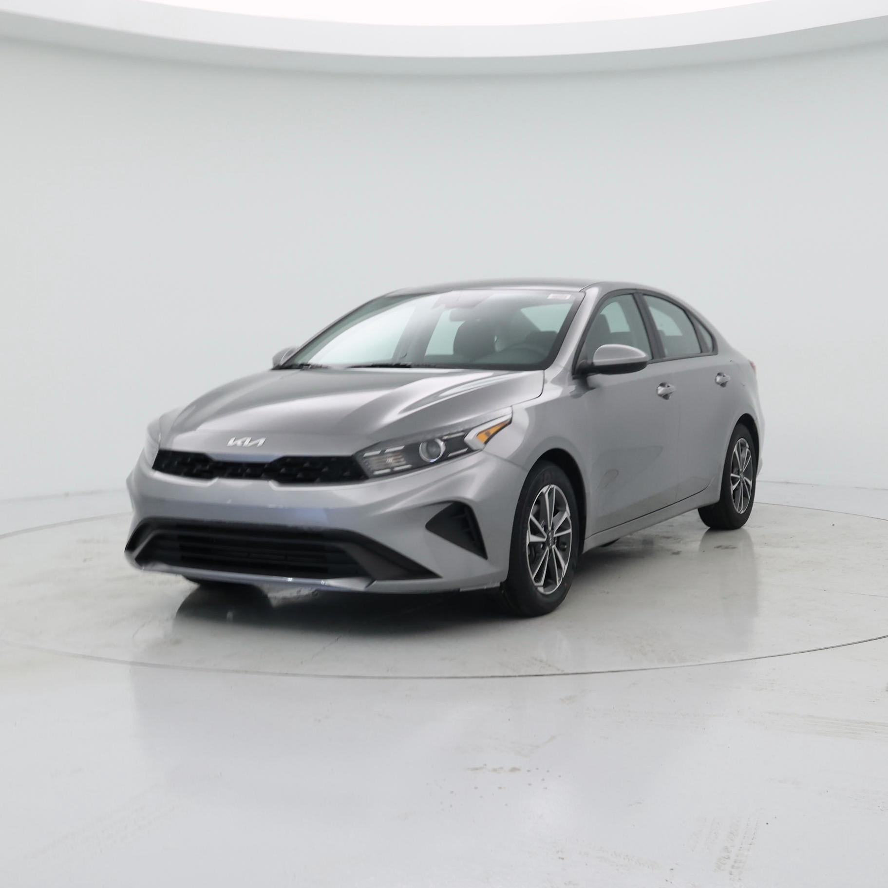 Thumbnail: 2023 Kia Forte - 4