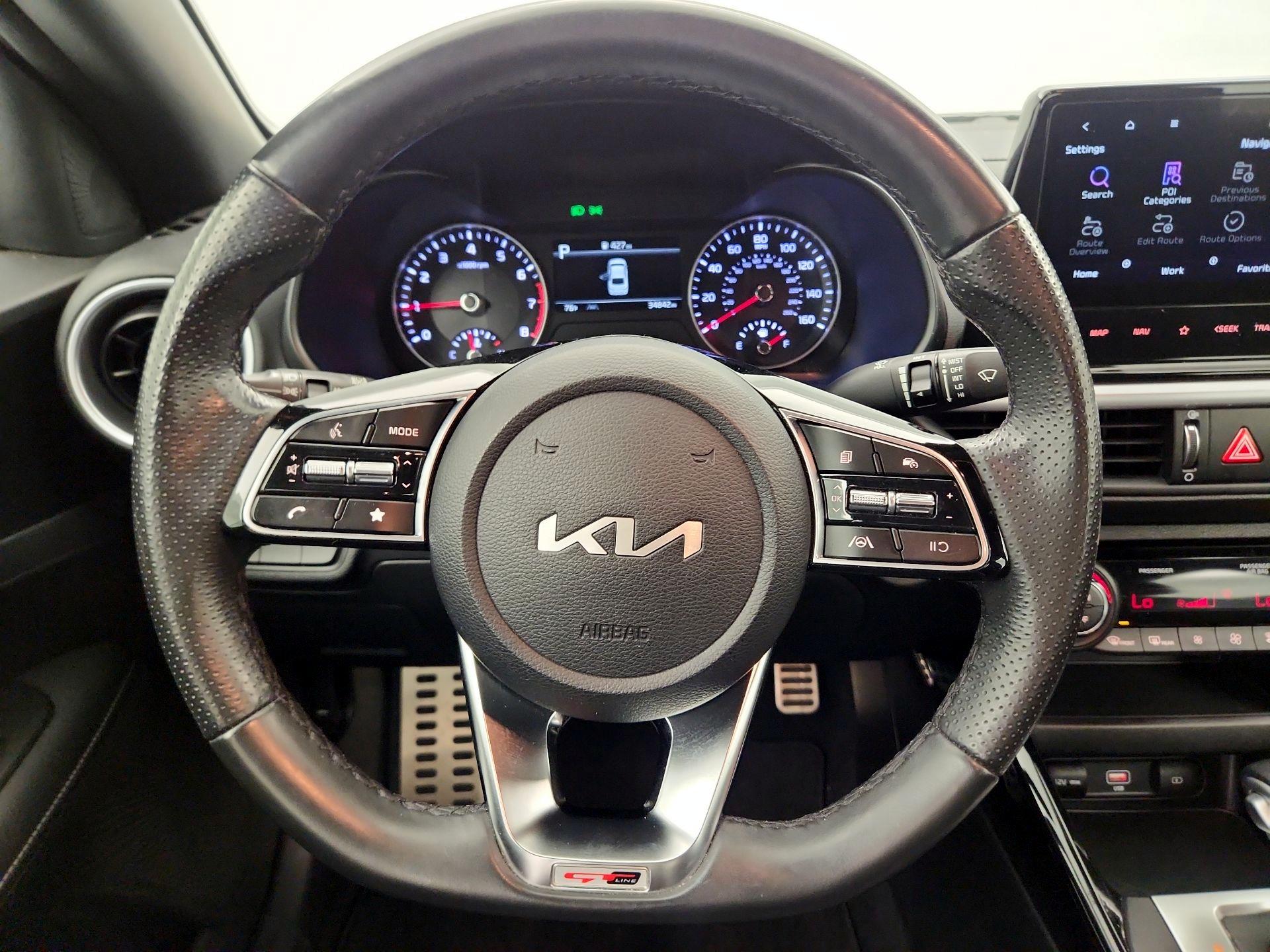 Thumbnail: 2023 Kia Forte - 10