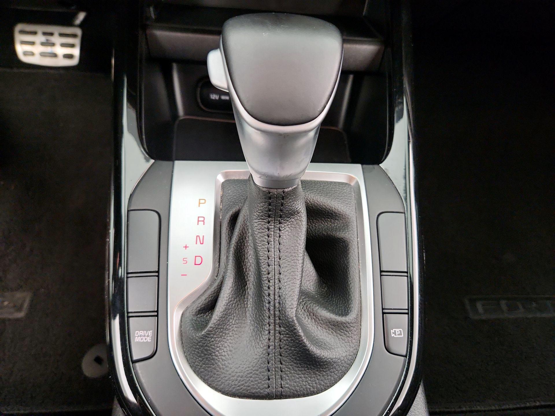 Thumbnail: 2023 Kia Forte - 18