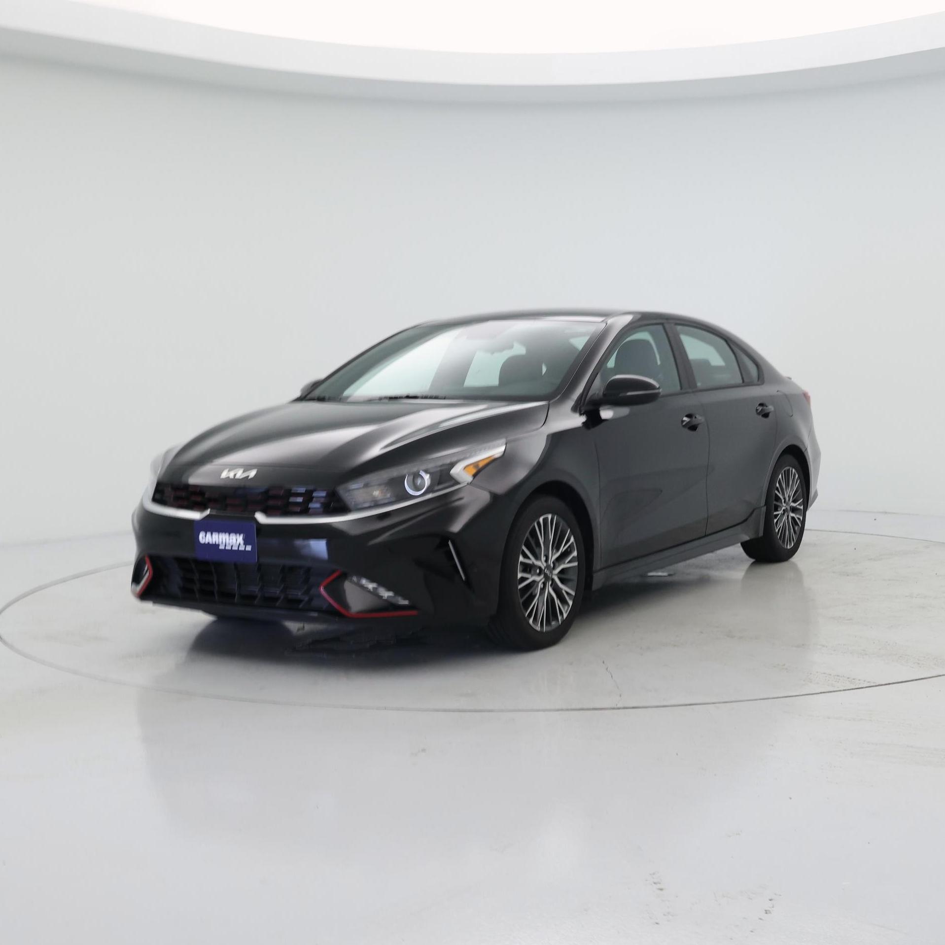 Thumbnail: 2023 Kia Forte - 4