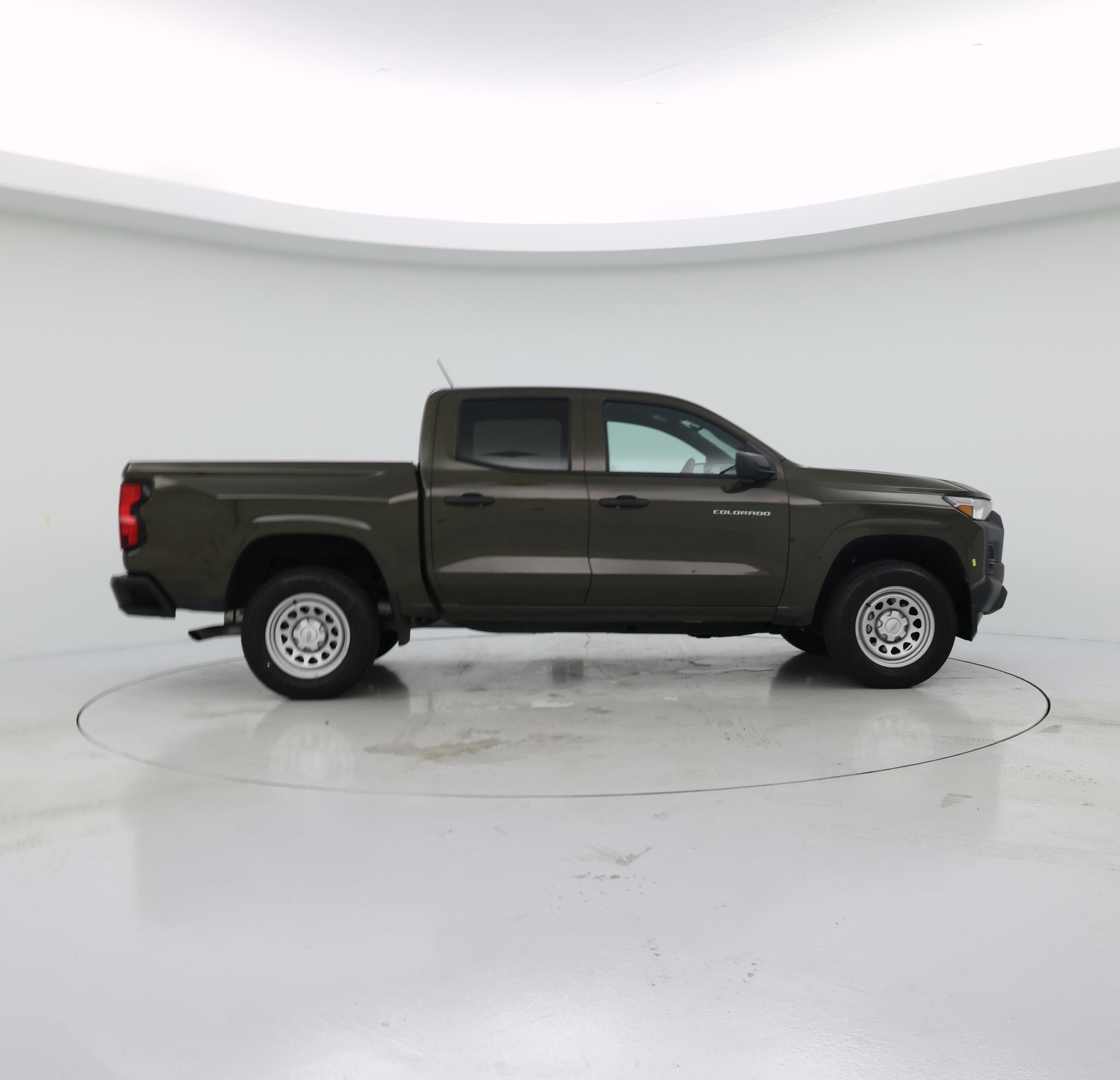 Thumbnail: 2023 Chevrolet Colorado - 7