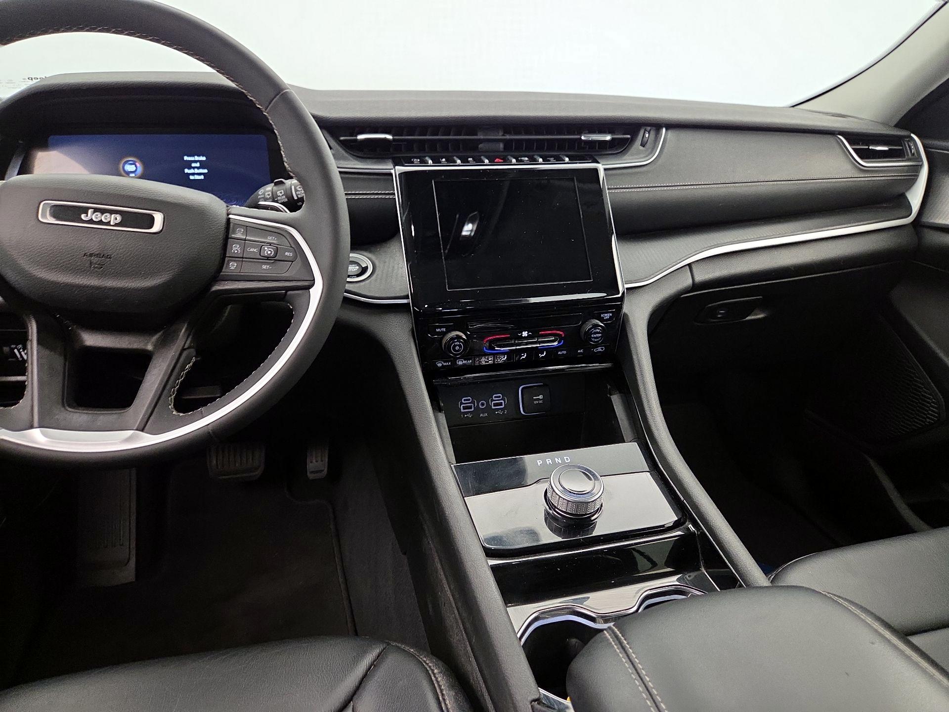 Thumbnail: 2023 Jeep Grand Cherokee - 9