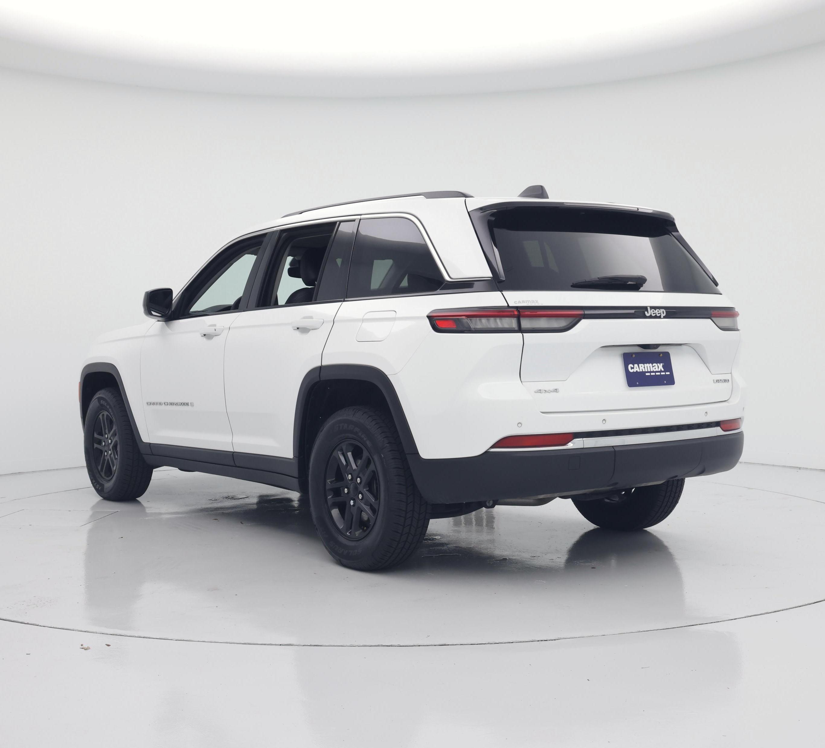 Thumbnail: 2023 Jeep Grand Cherokee - 2