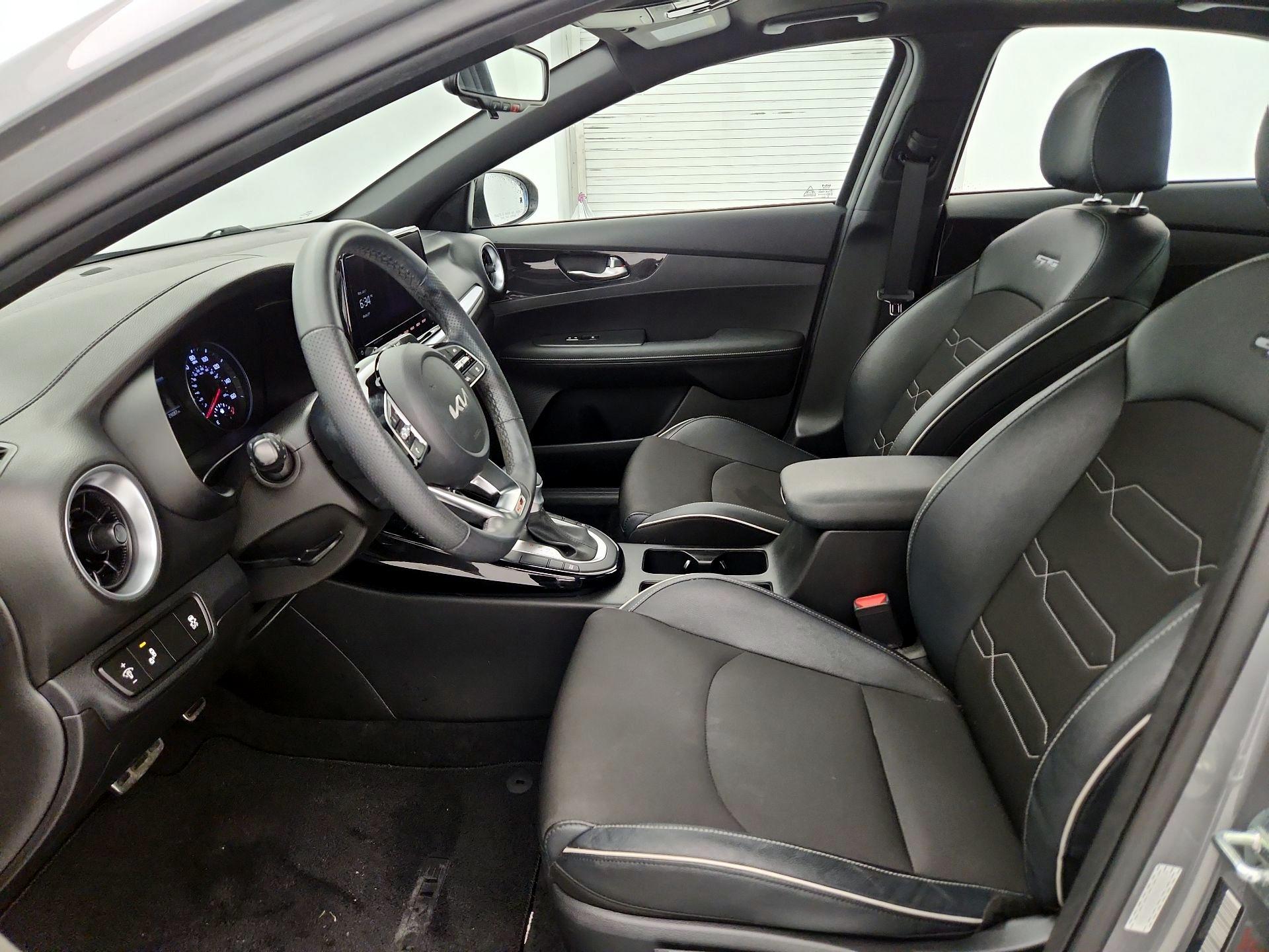 Thumbnail: 2023 Kia Forte - 11