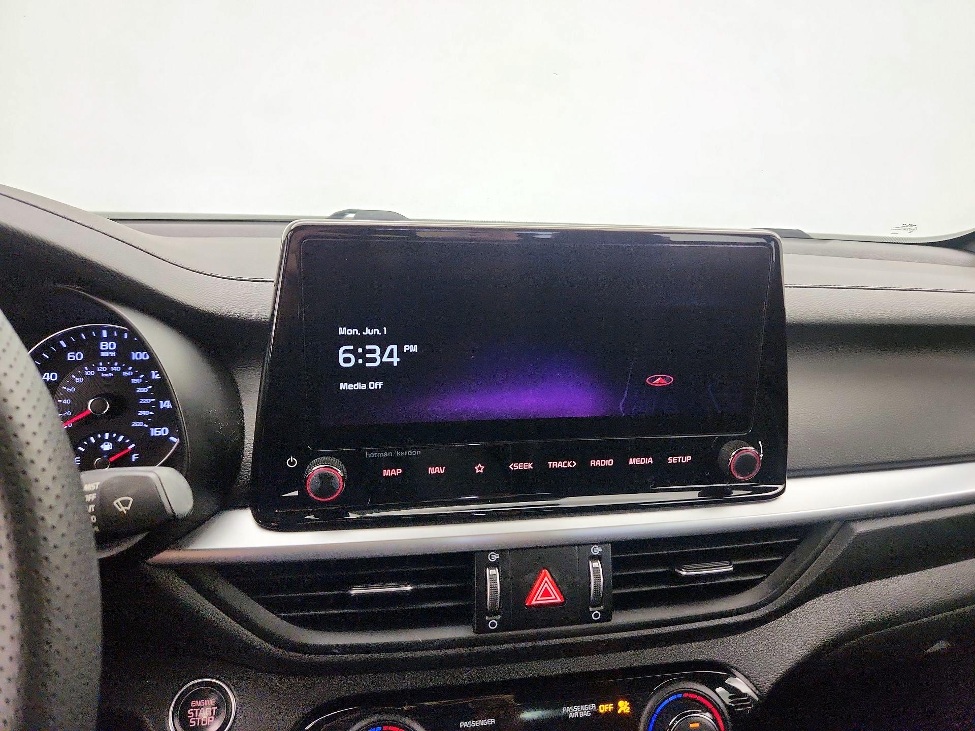 Thumbnail: 2023 Kia Forte - 15