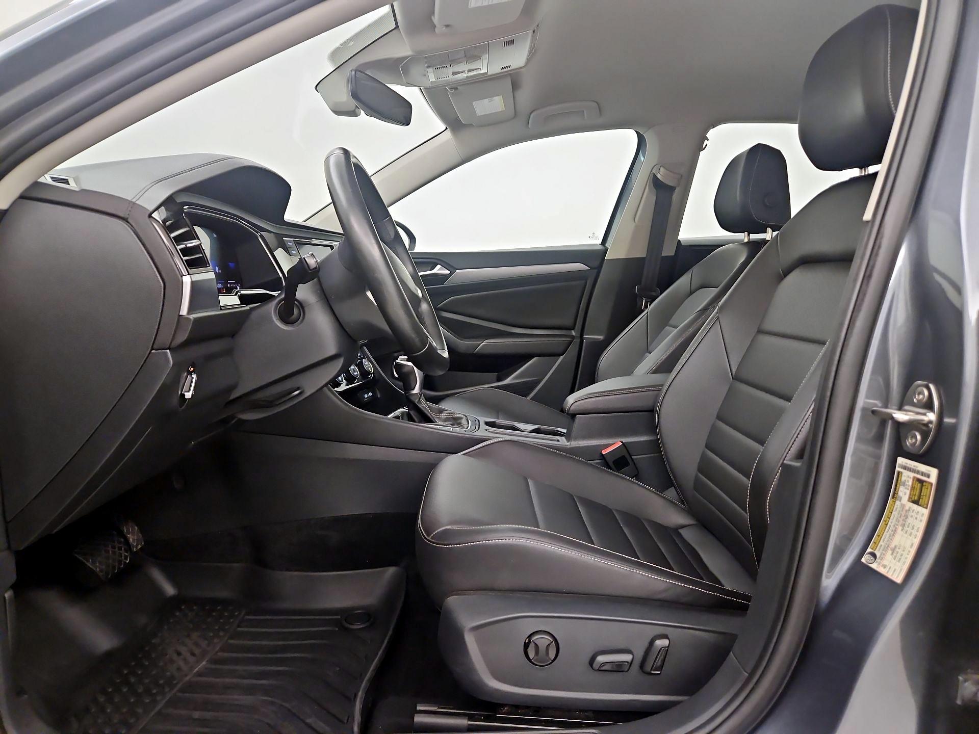 Thumbnail: 2024 Volkswagen Jetta - 11