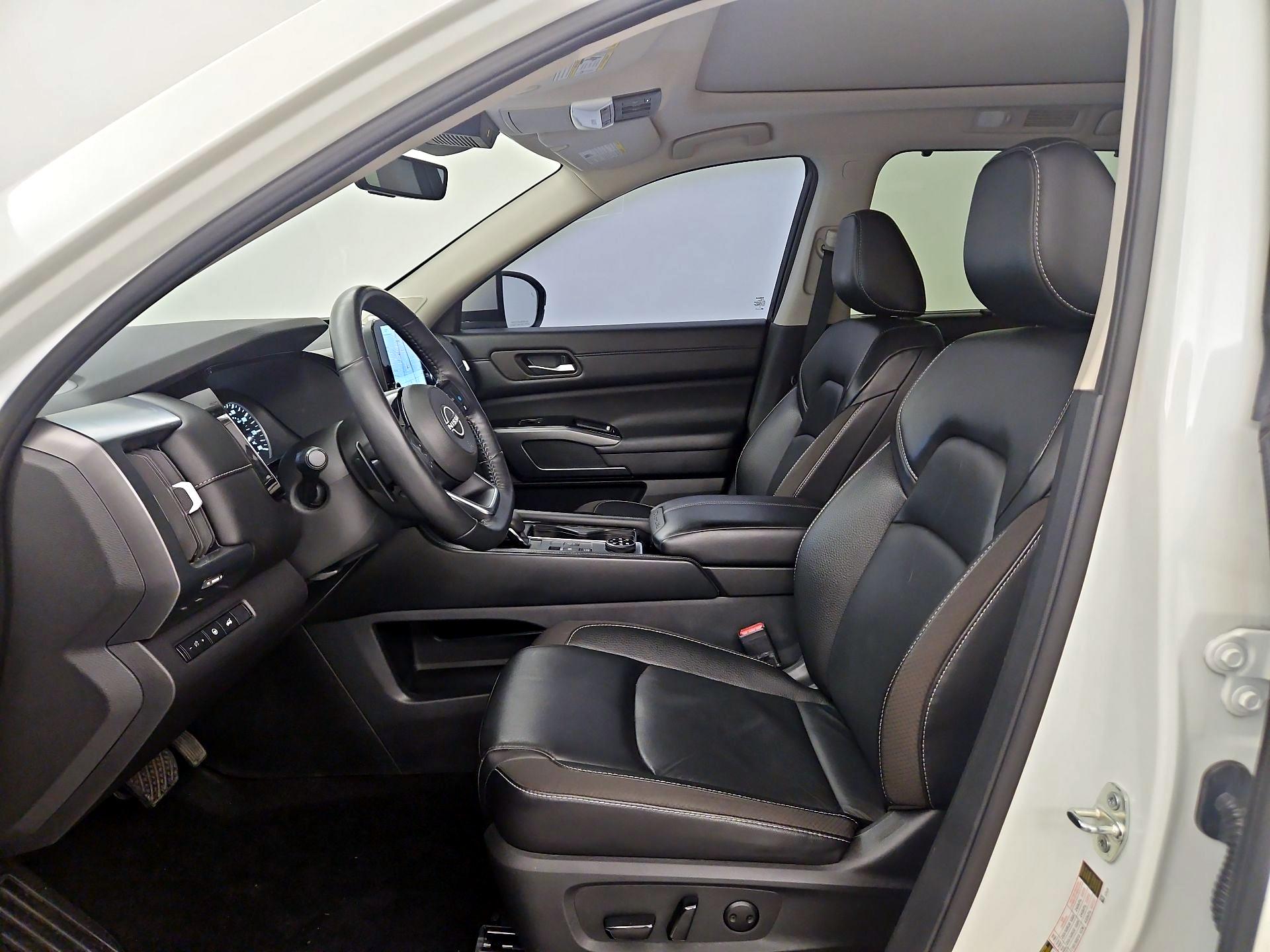 Thumbnail: 2024 Nissan Pathfinder - 11