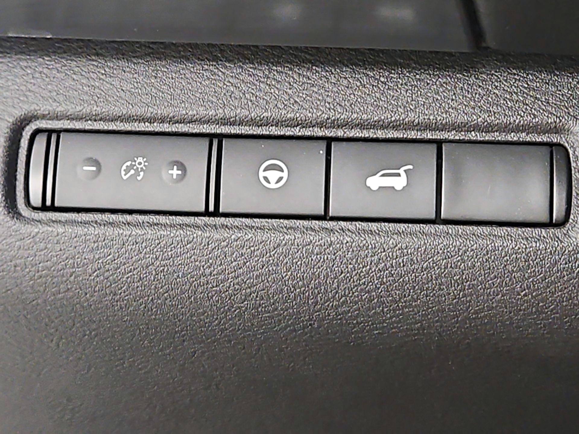 Thumbnail: 2024 Nissan Pathfinder - 13