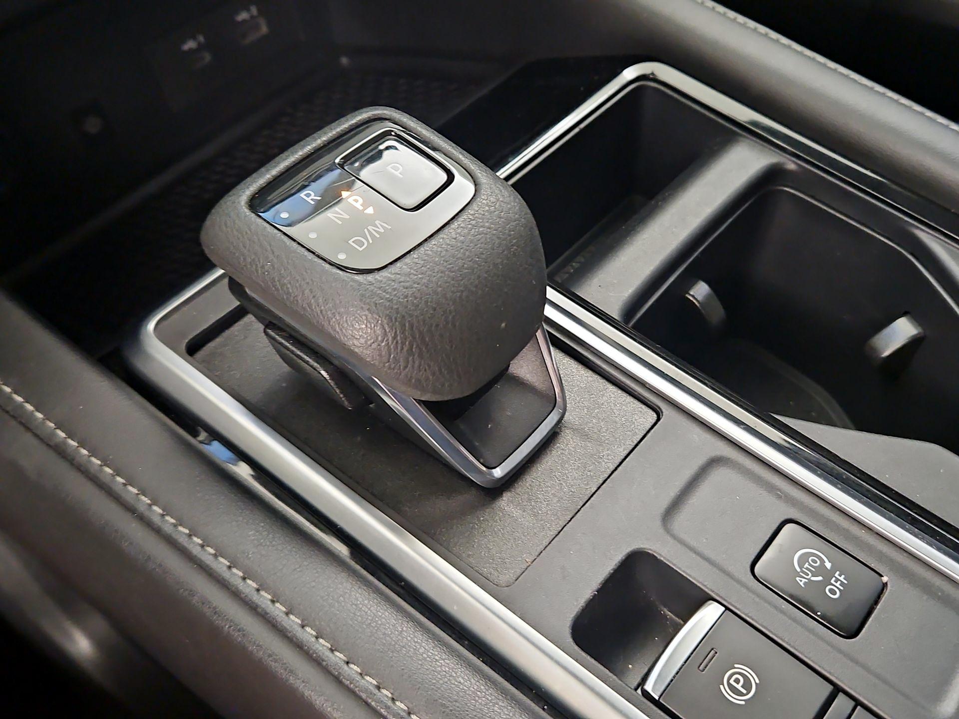 Thumbnail: 2024 Nissan Pathfinder - 18