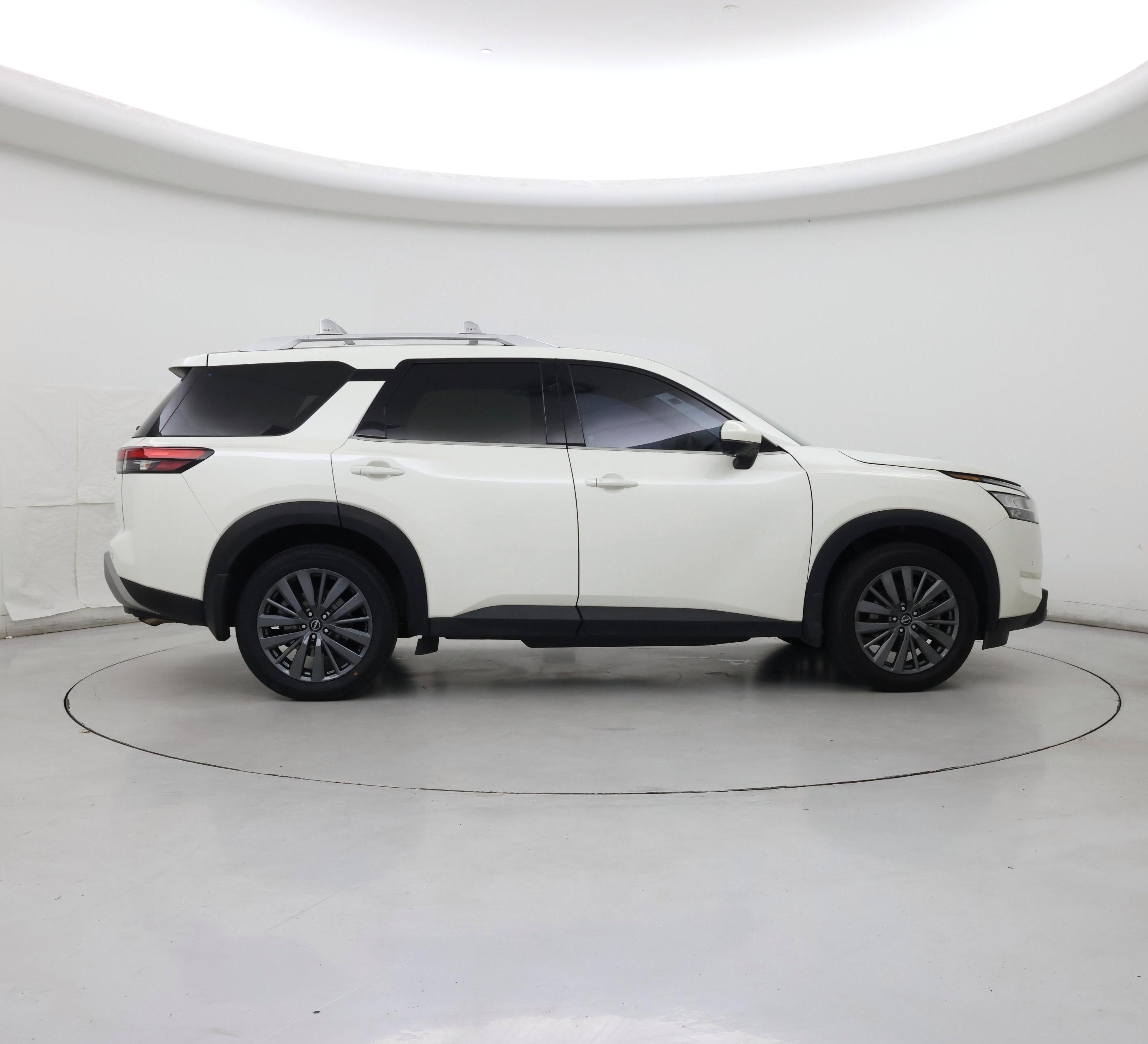 Thumbnail: 2024 Nissan Pathfinder - 7