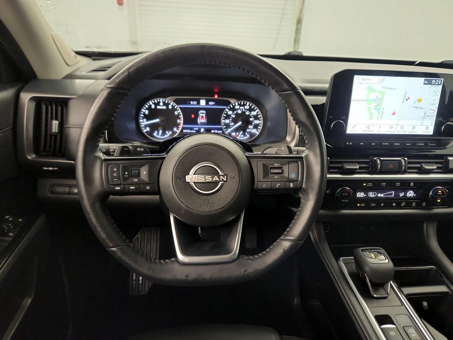Thumbnail: 2023 Nissan Pathfinder - 10