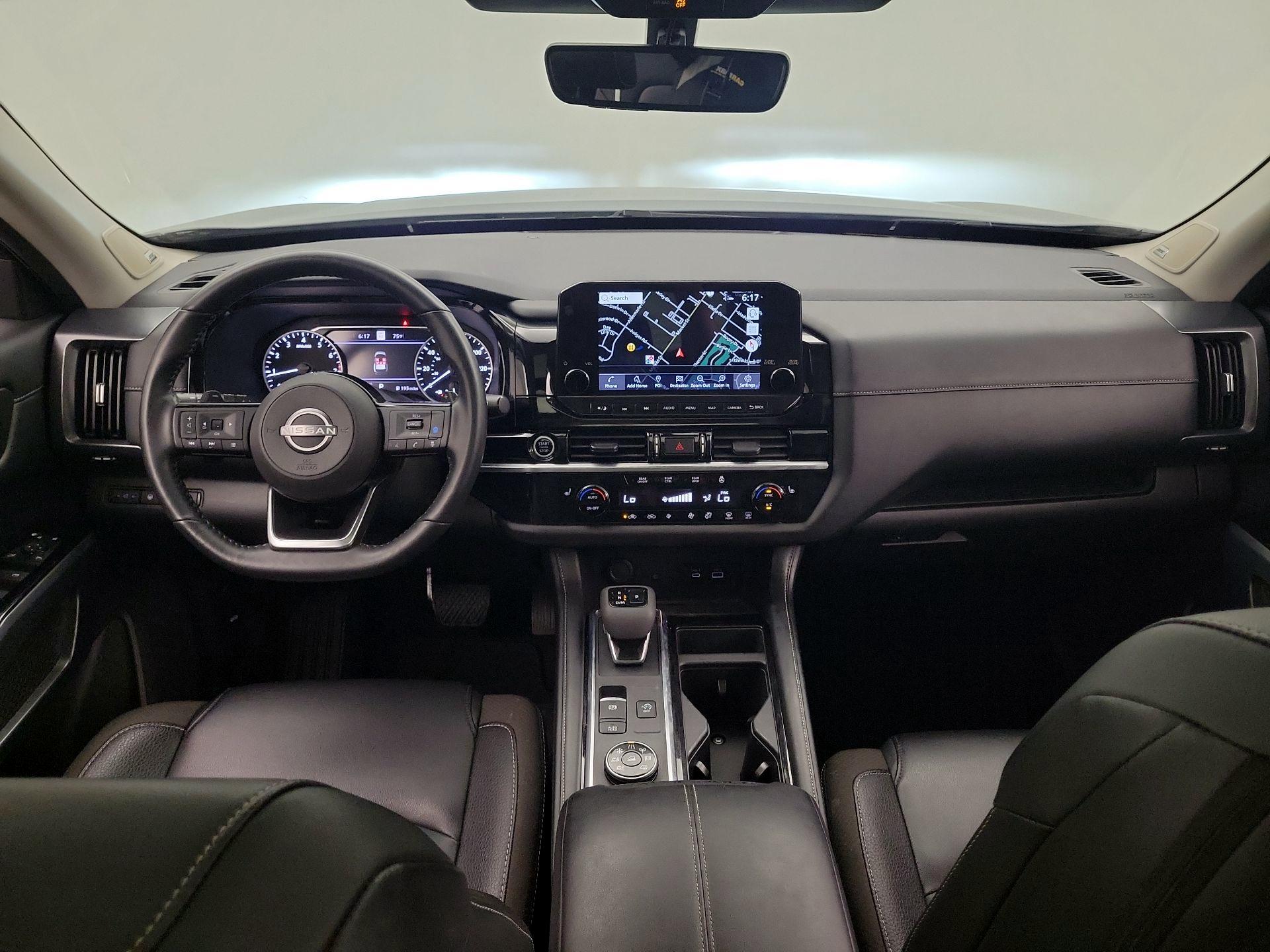 Thumbnail: 2023 Nissan Pathfinder - 9