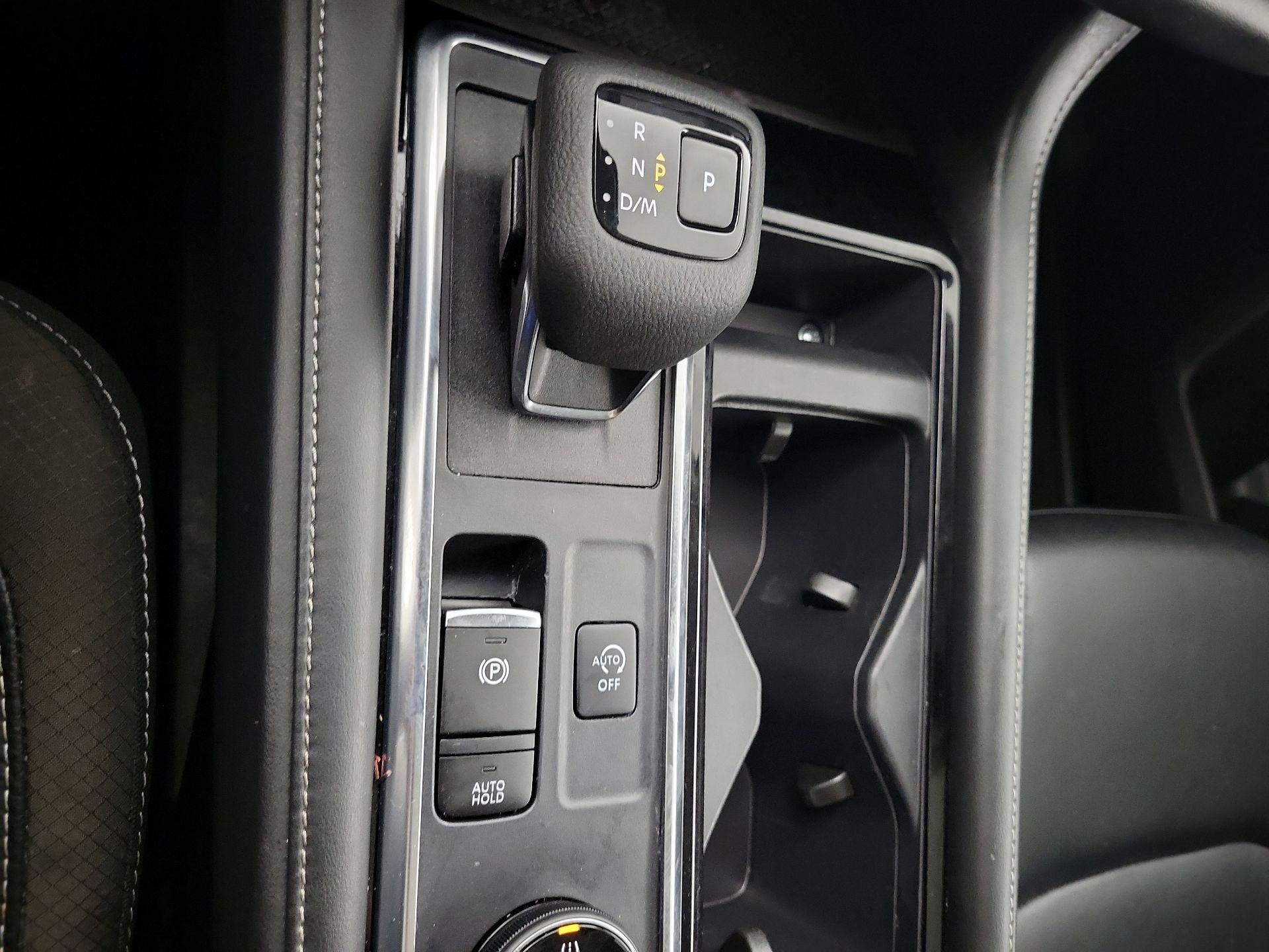 Thumbnail: 2023 Nissan Pathfinder - 18