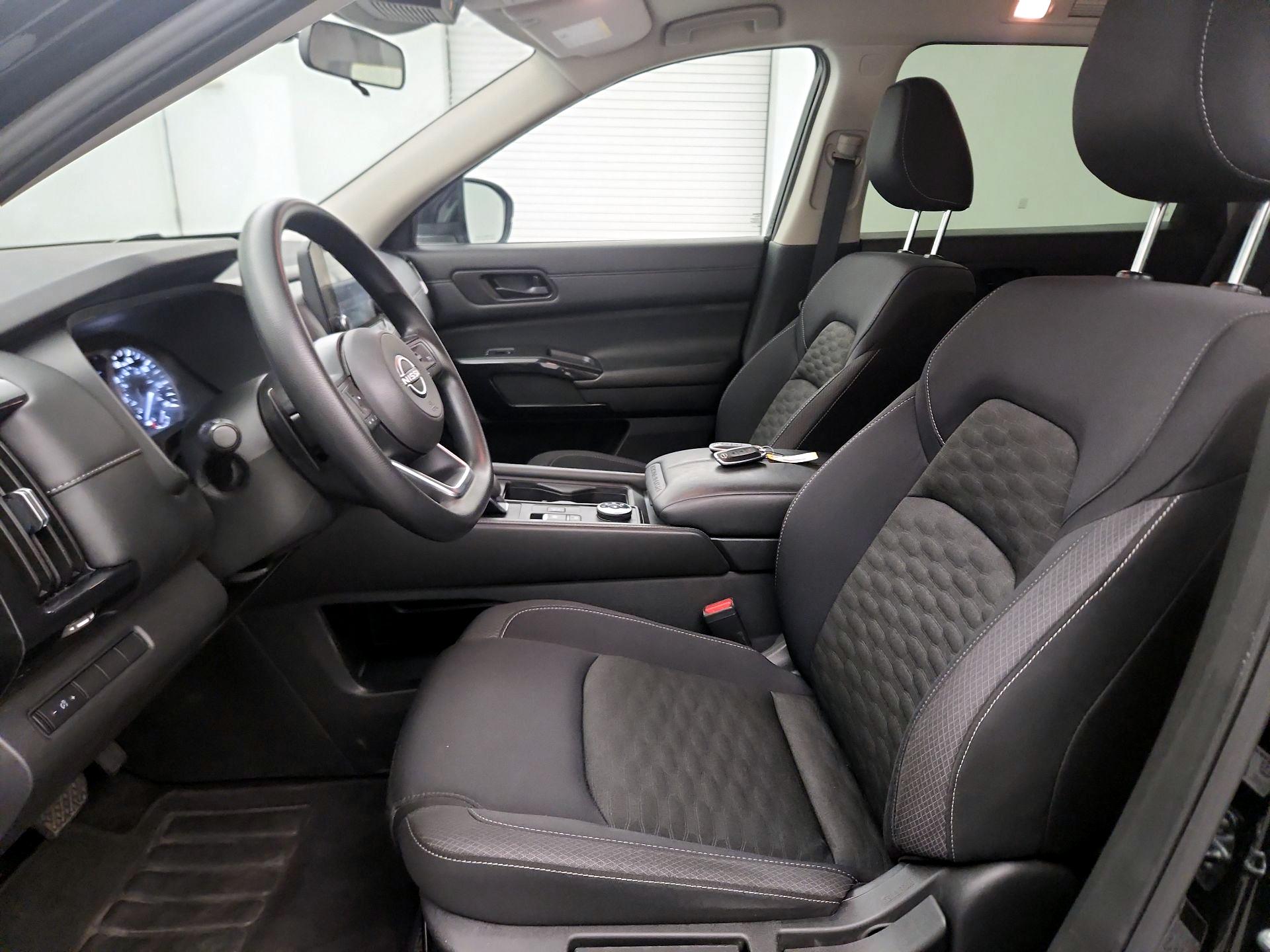 Thumbnail: 2024 Nissan Pathfinder - 11