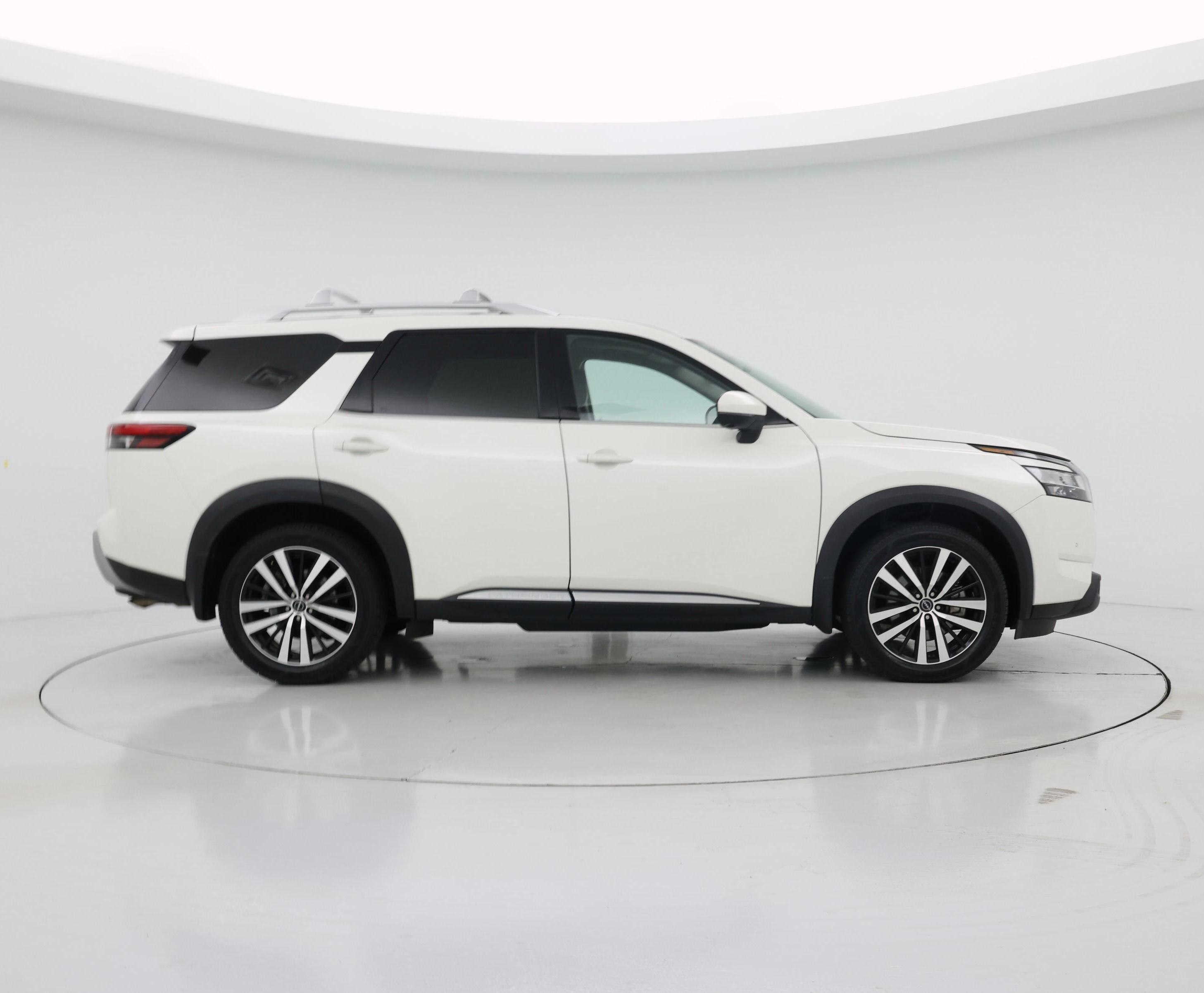 Thumbnail: 2023 Nissan Pathfinder - 7