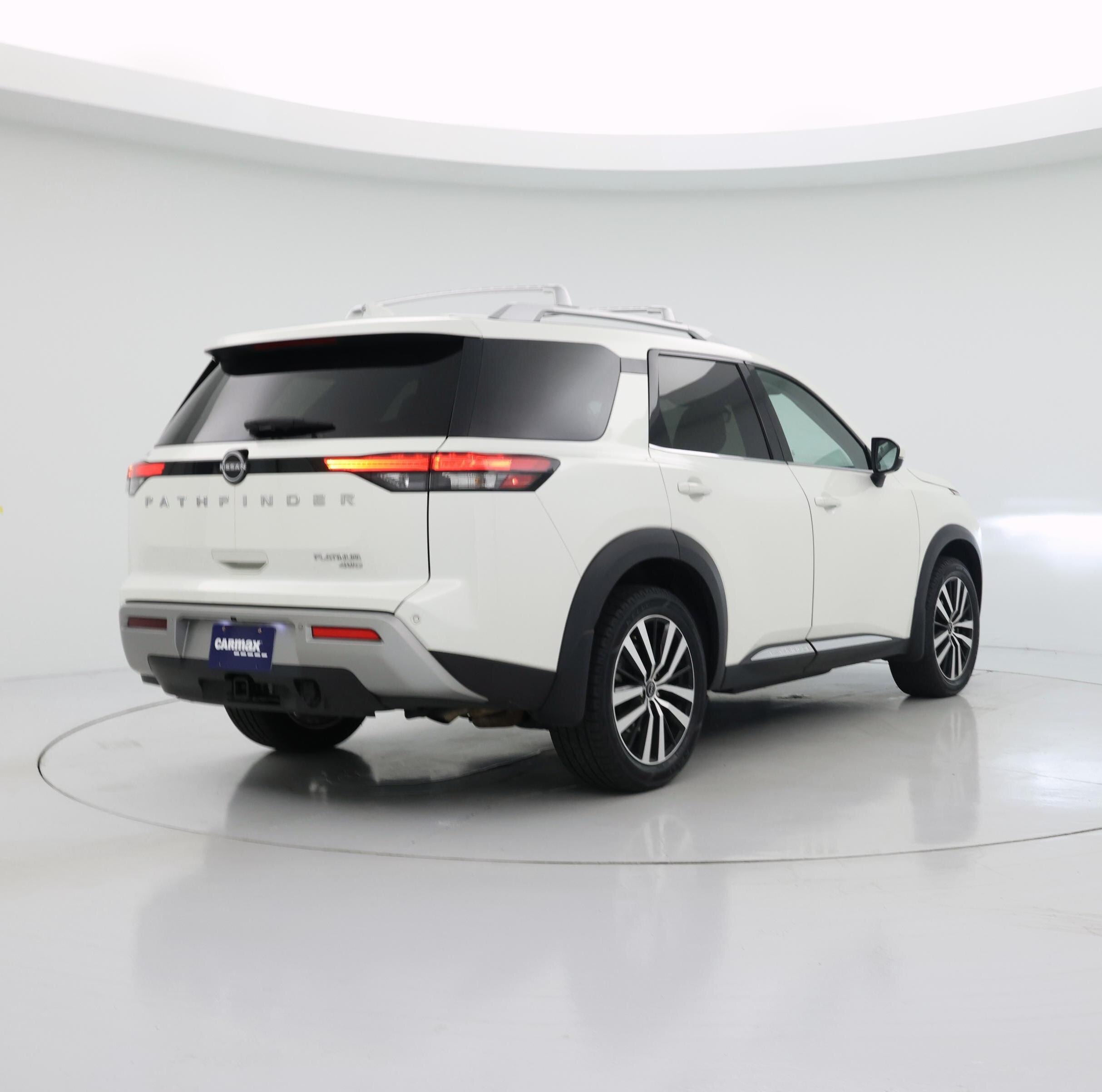 Thumbnail: 2023 Nissan Pathfinder - 8