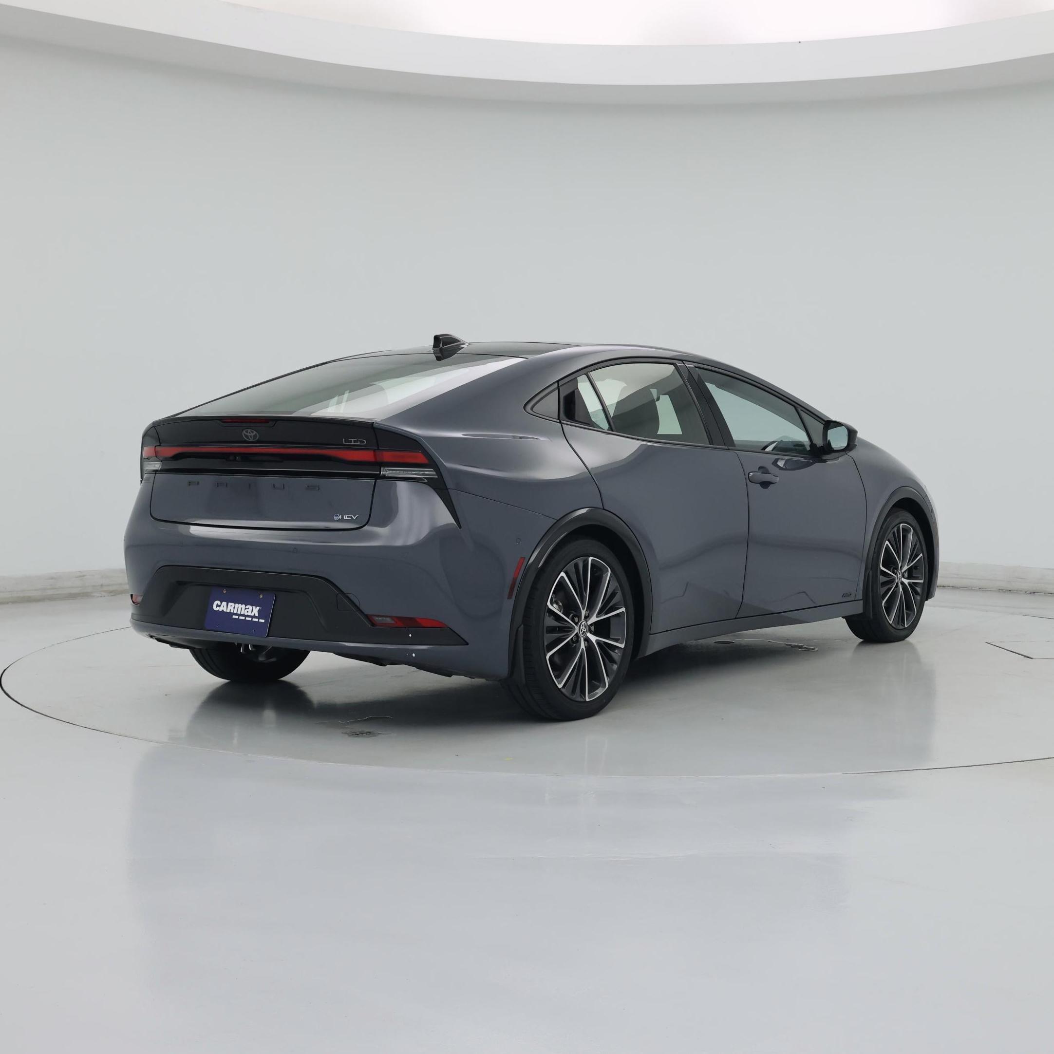 Thumbnail: 2024 Toyota Prius - 8