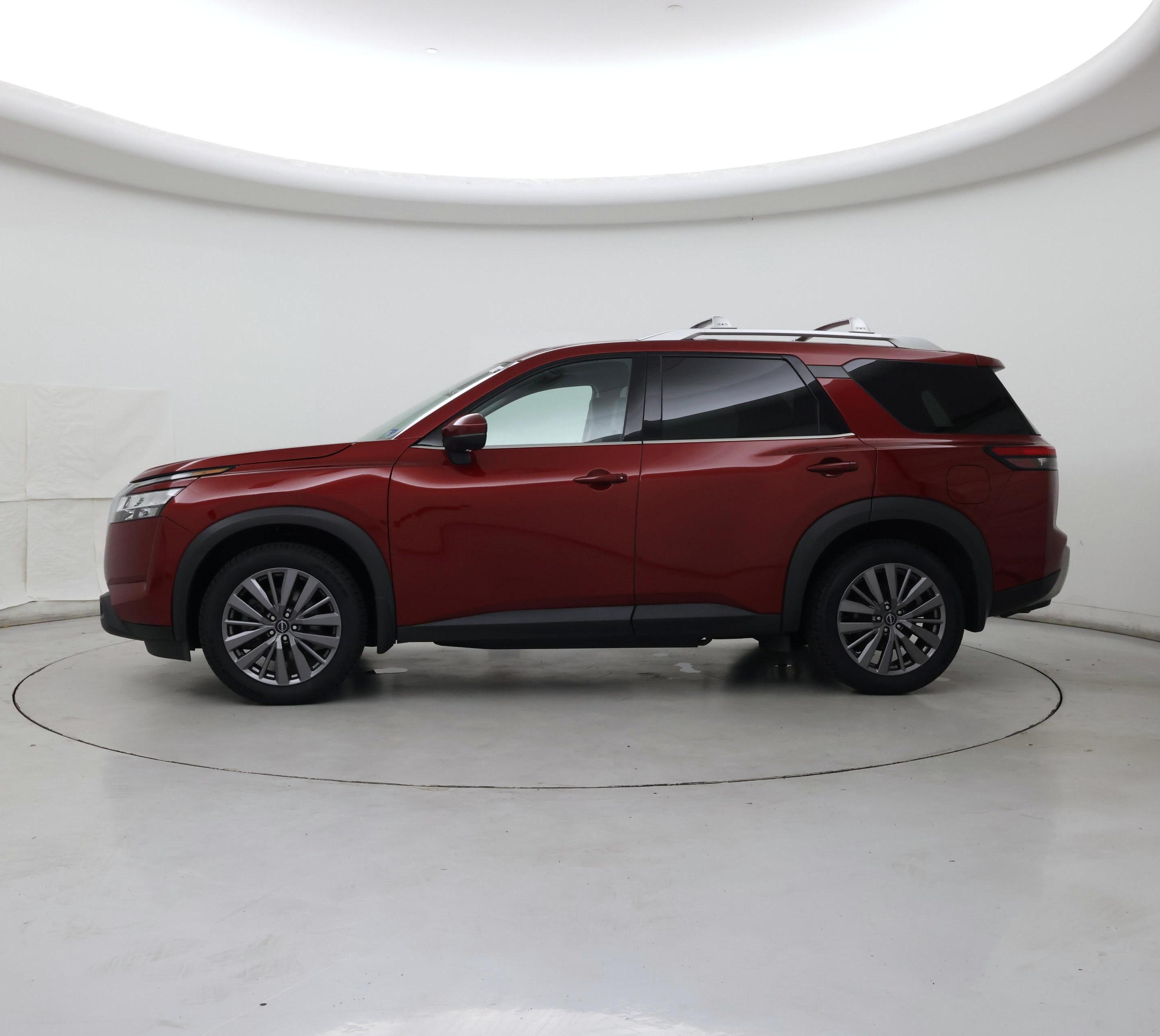 Thumbnail: 2023 Nissan Pathfinder - 3