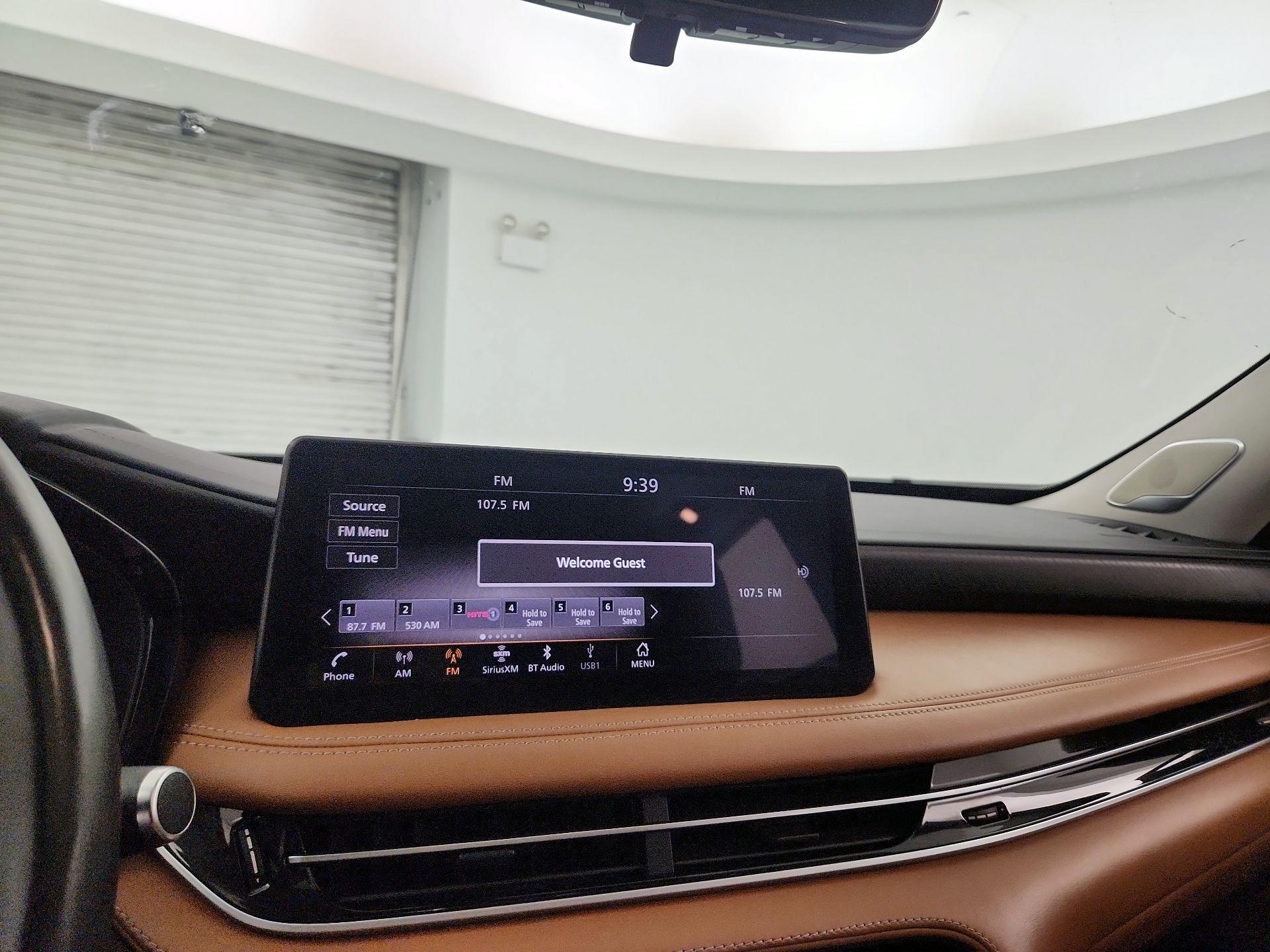 Thumbnail: 2023 INFINITI QX60 - 16