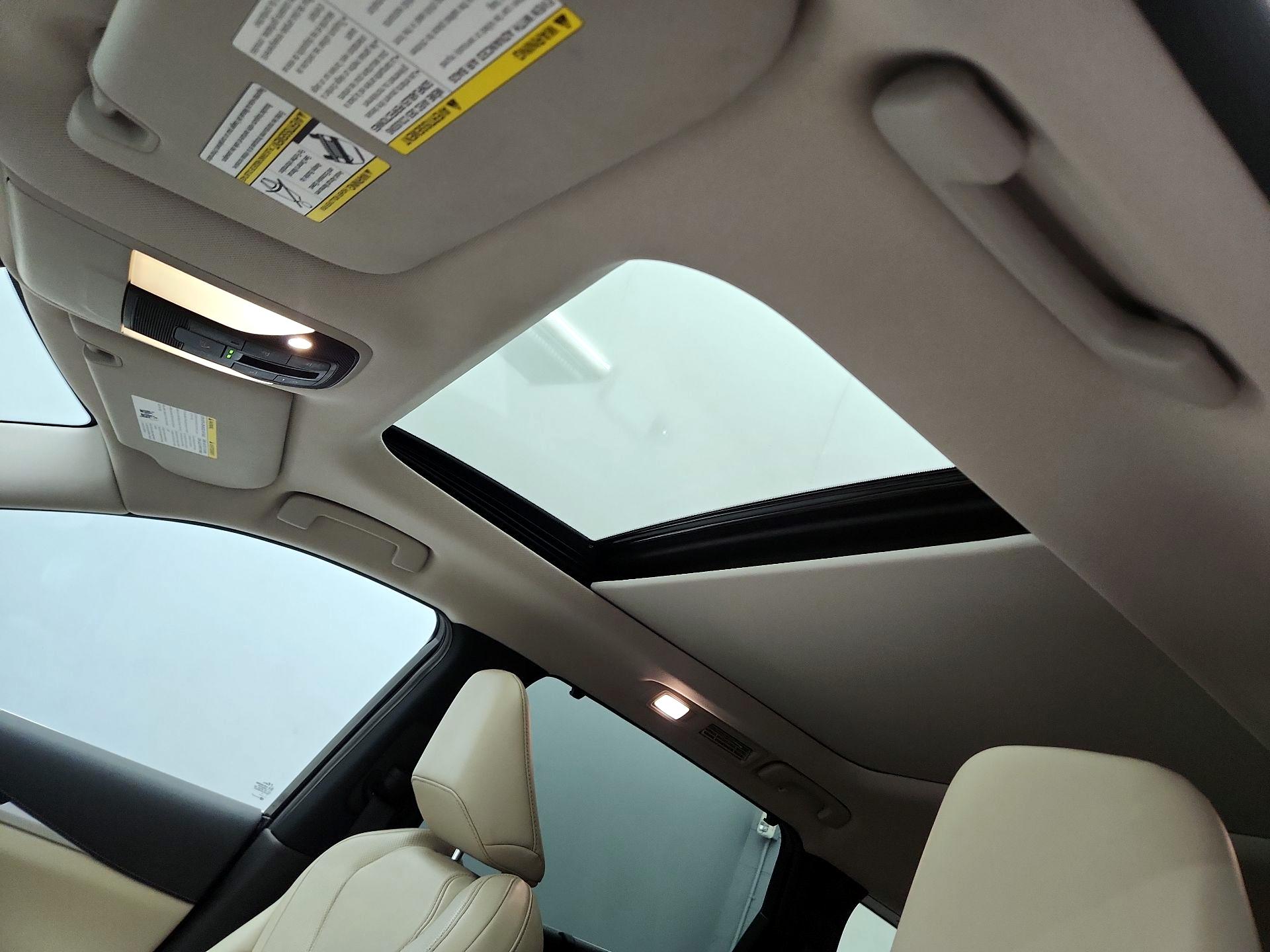 Thumbnail: 2023 INFINITI QX60 - 20