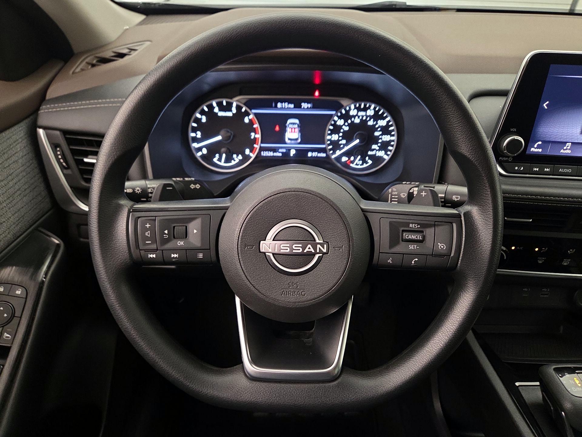 Thumbnail: 2023 Nissan Rogue - 10