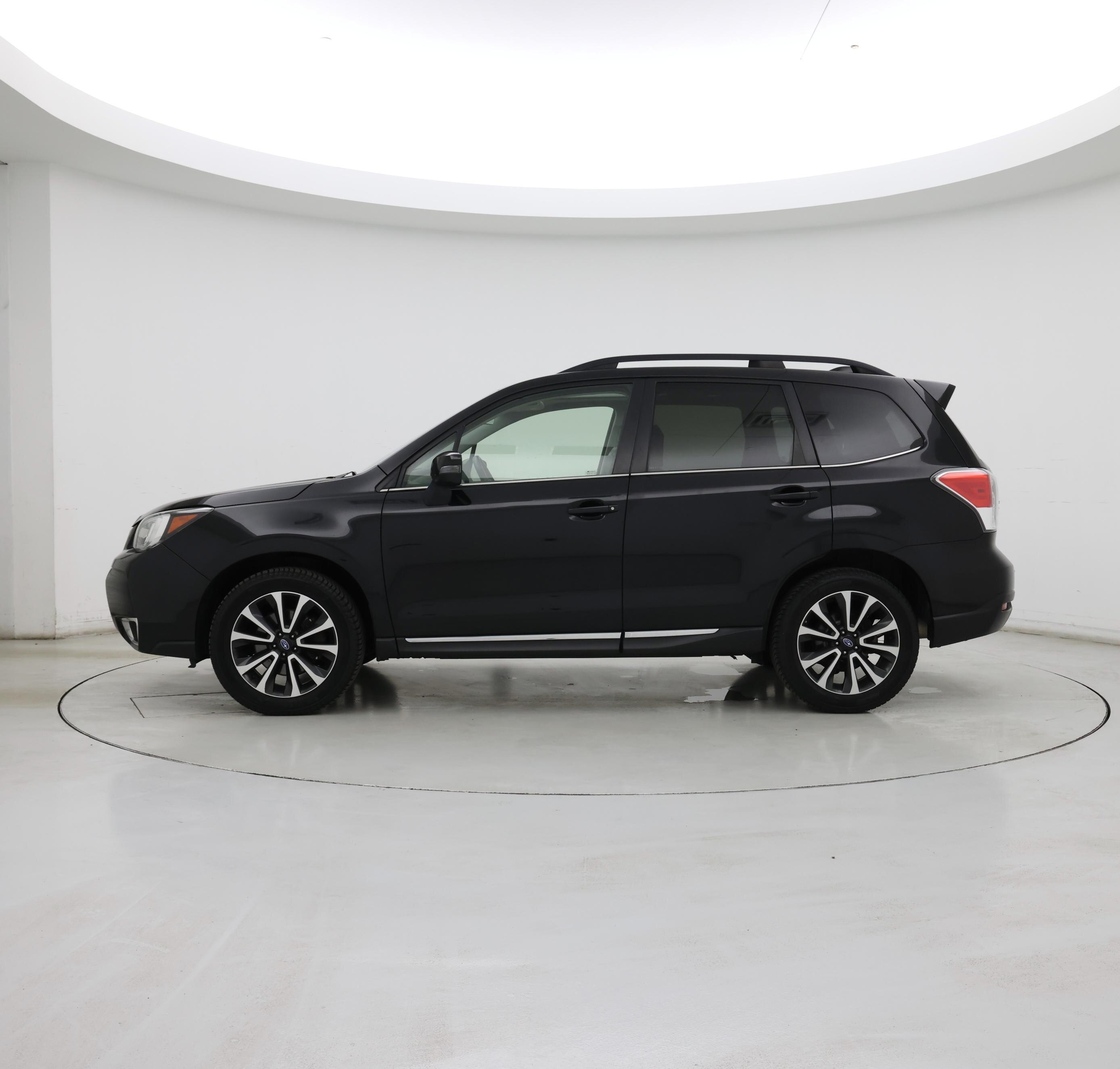 Thumbnail: 2017 Subaru Forester - 3