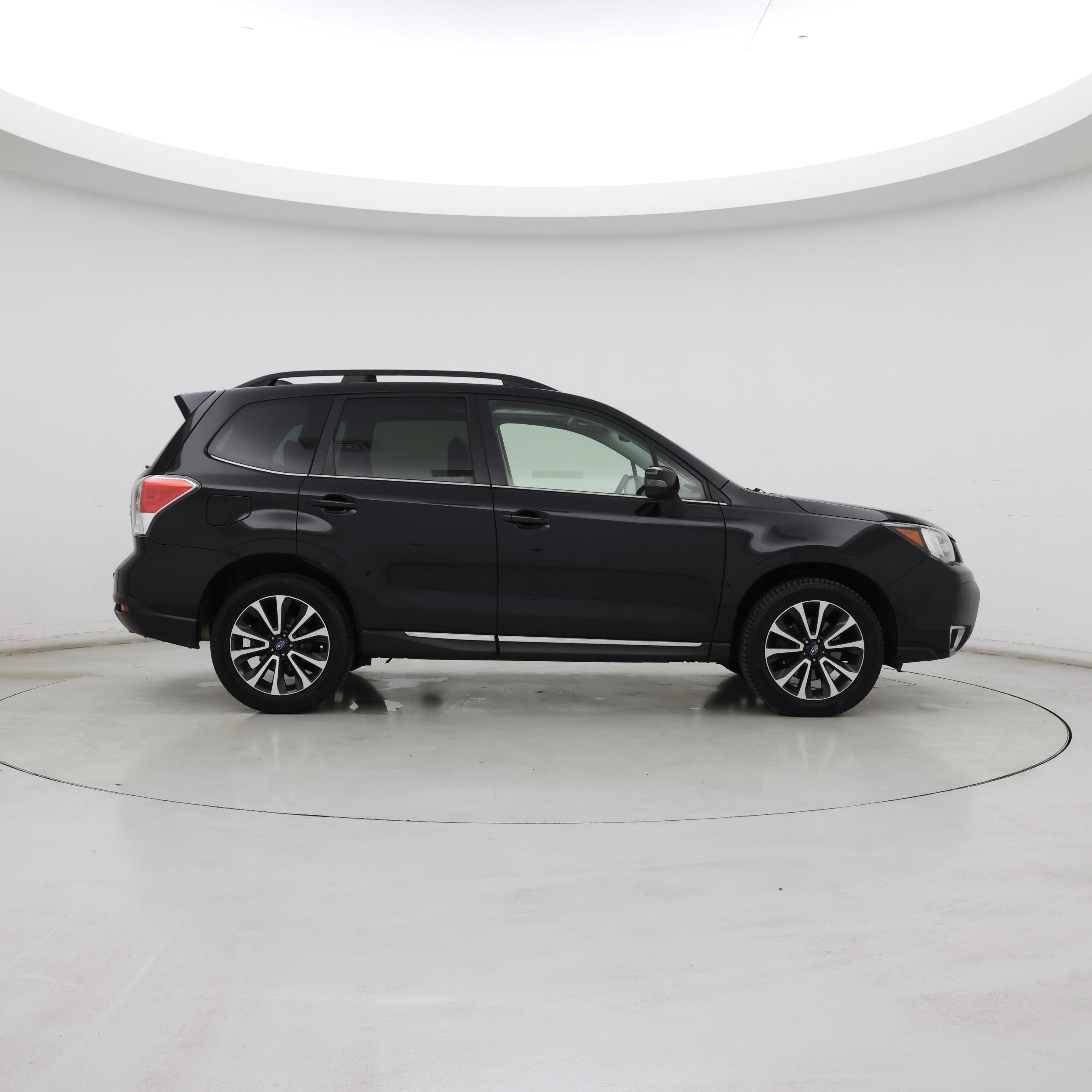 Thumbnail: 2017 Subaru Forester - 7