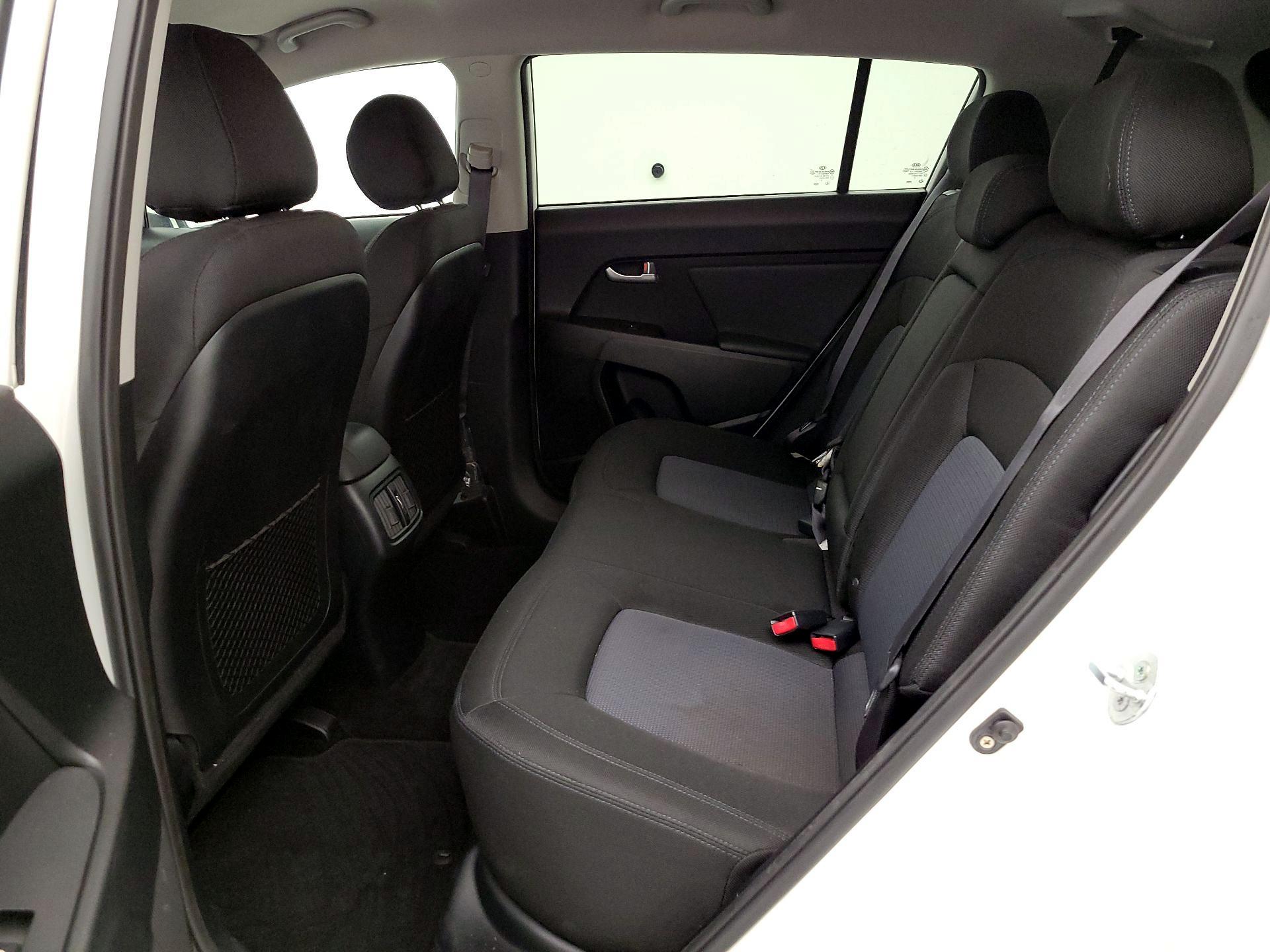 Thumbnail: 2014 Kia Sportage - 19