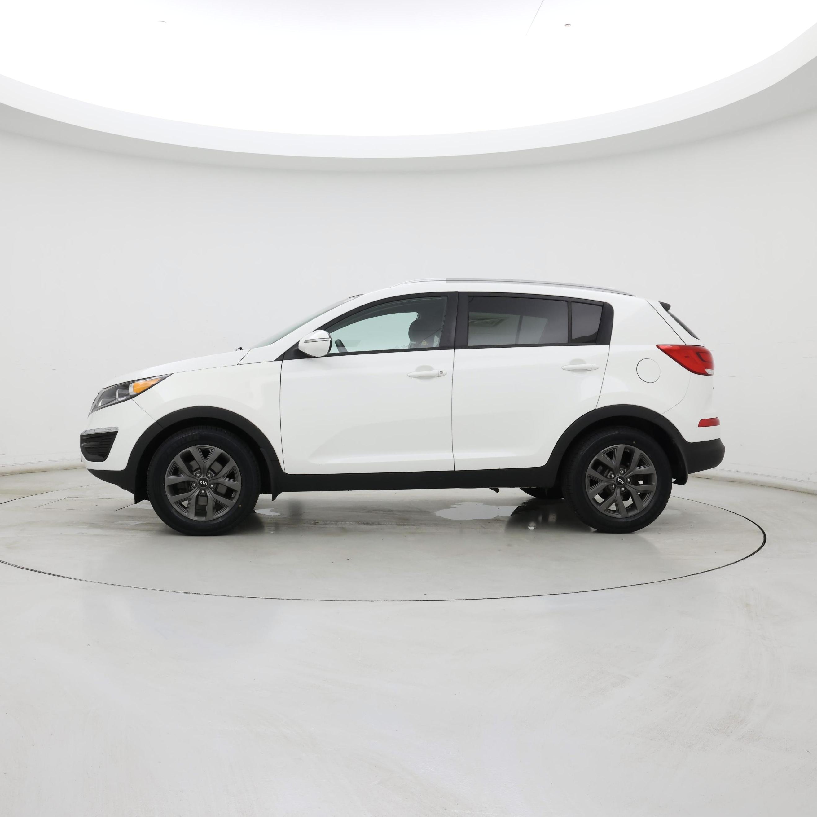 Thumbnail: 2014 Kia Sportage - 3