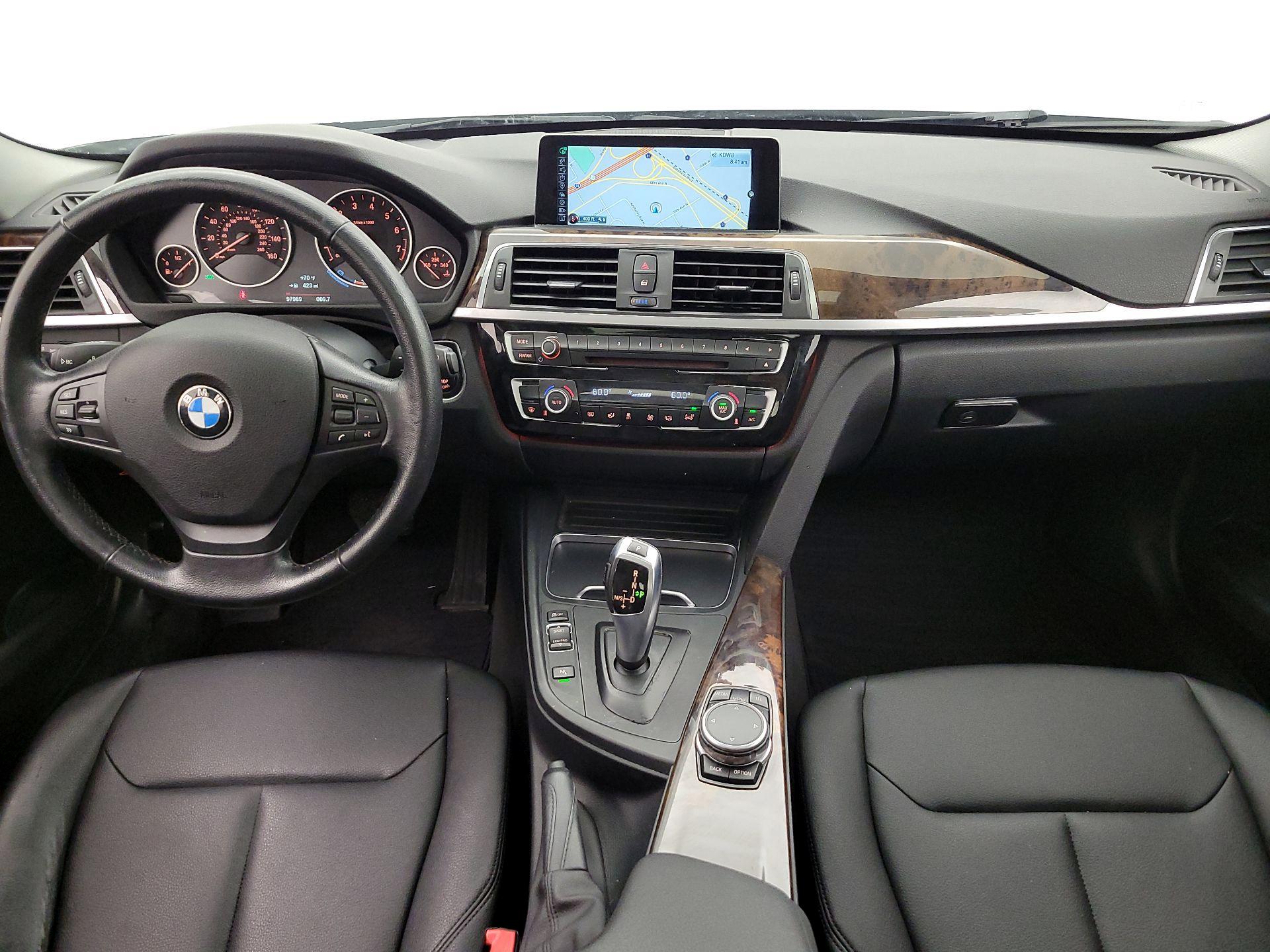 Thumbnail: 2016 BMW 3 Series - 9