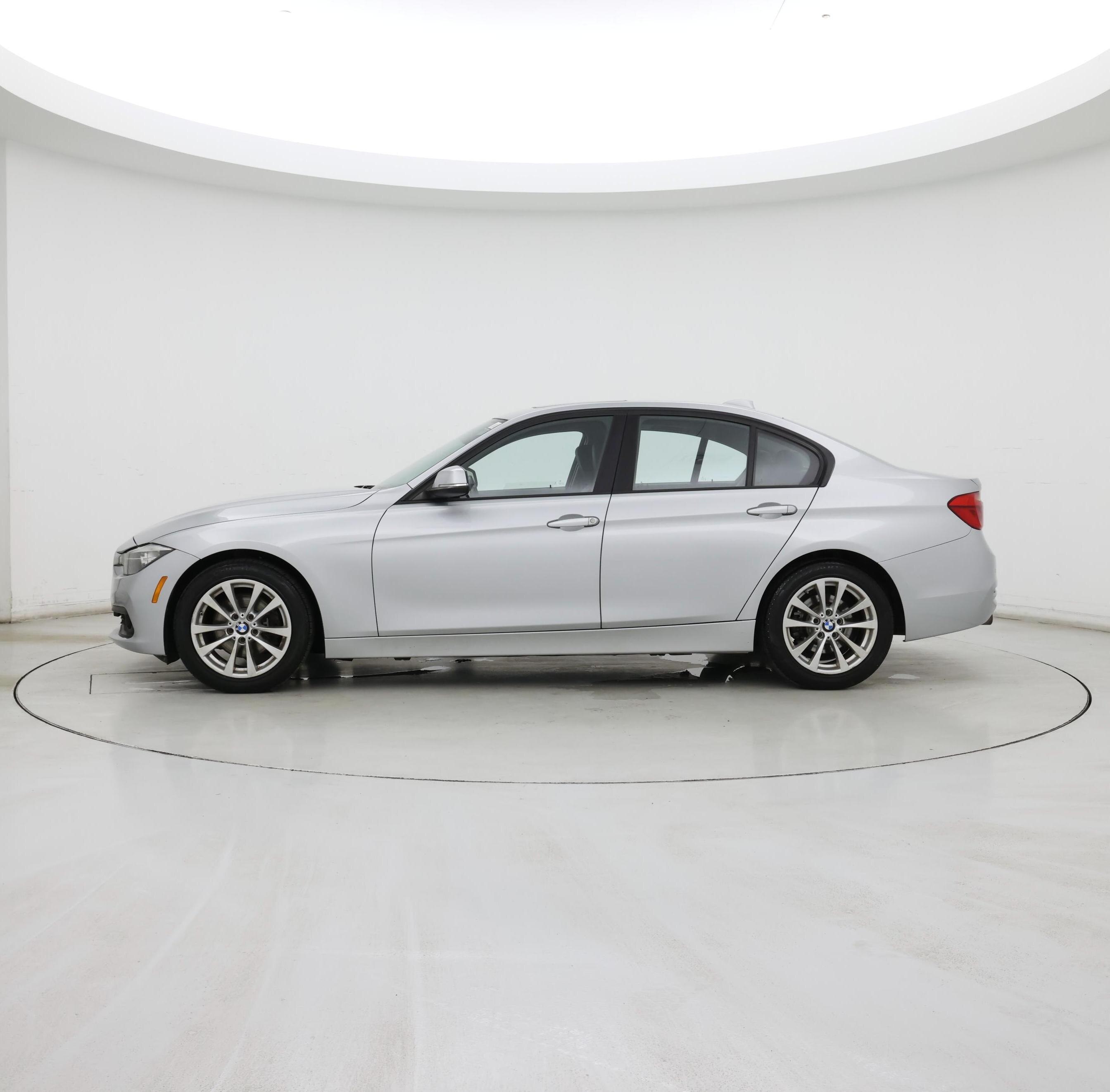 Thumbnail: 2016 BMW 3 Series - 3