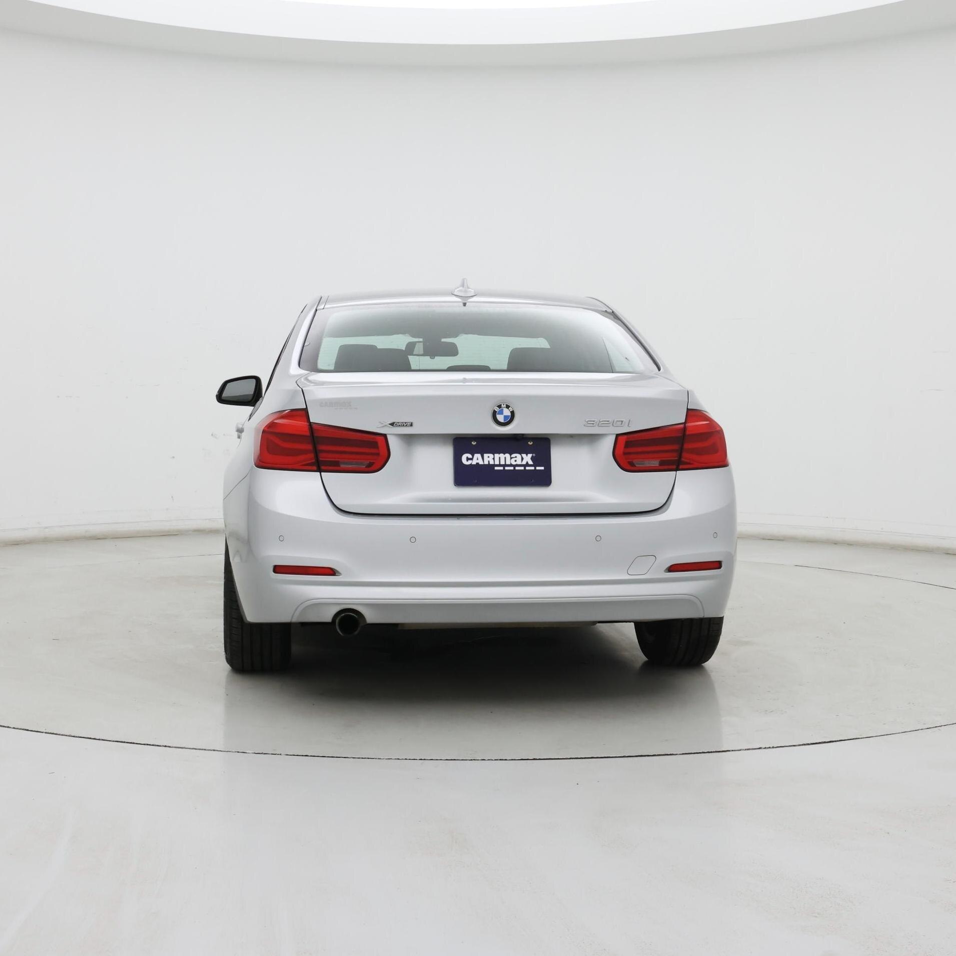 Thumbnail: 2016 BMW 3 Series - 6