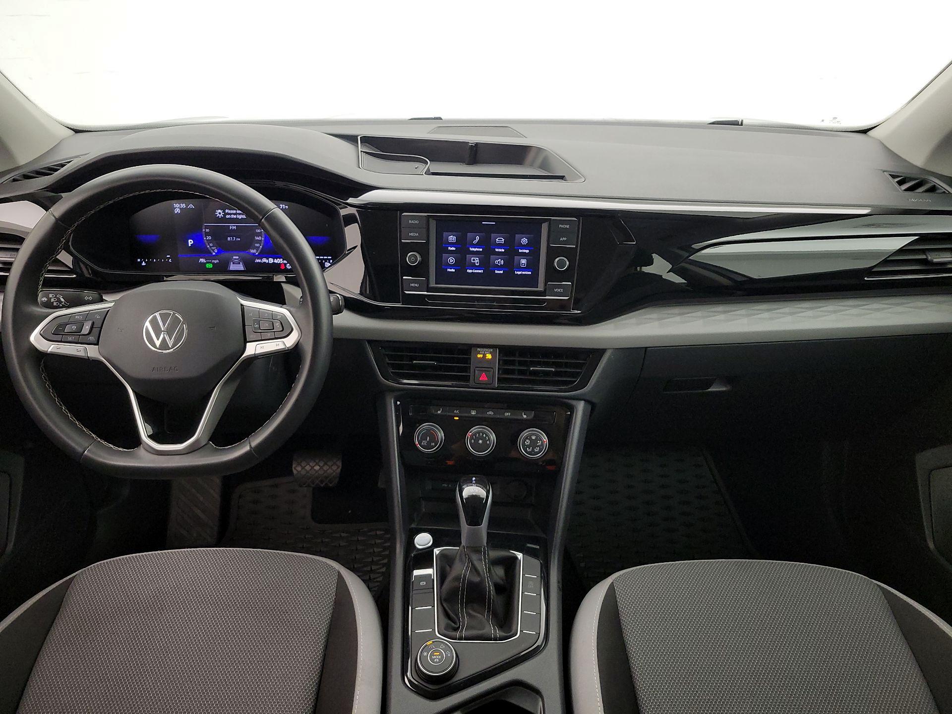 Thumbnail: 2024 Volkswagen Taos - 9