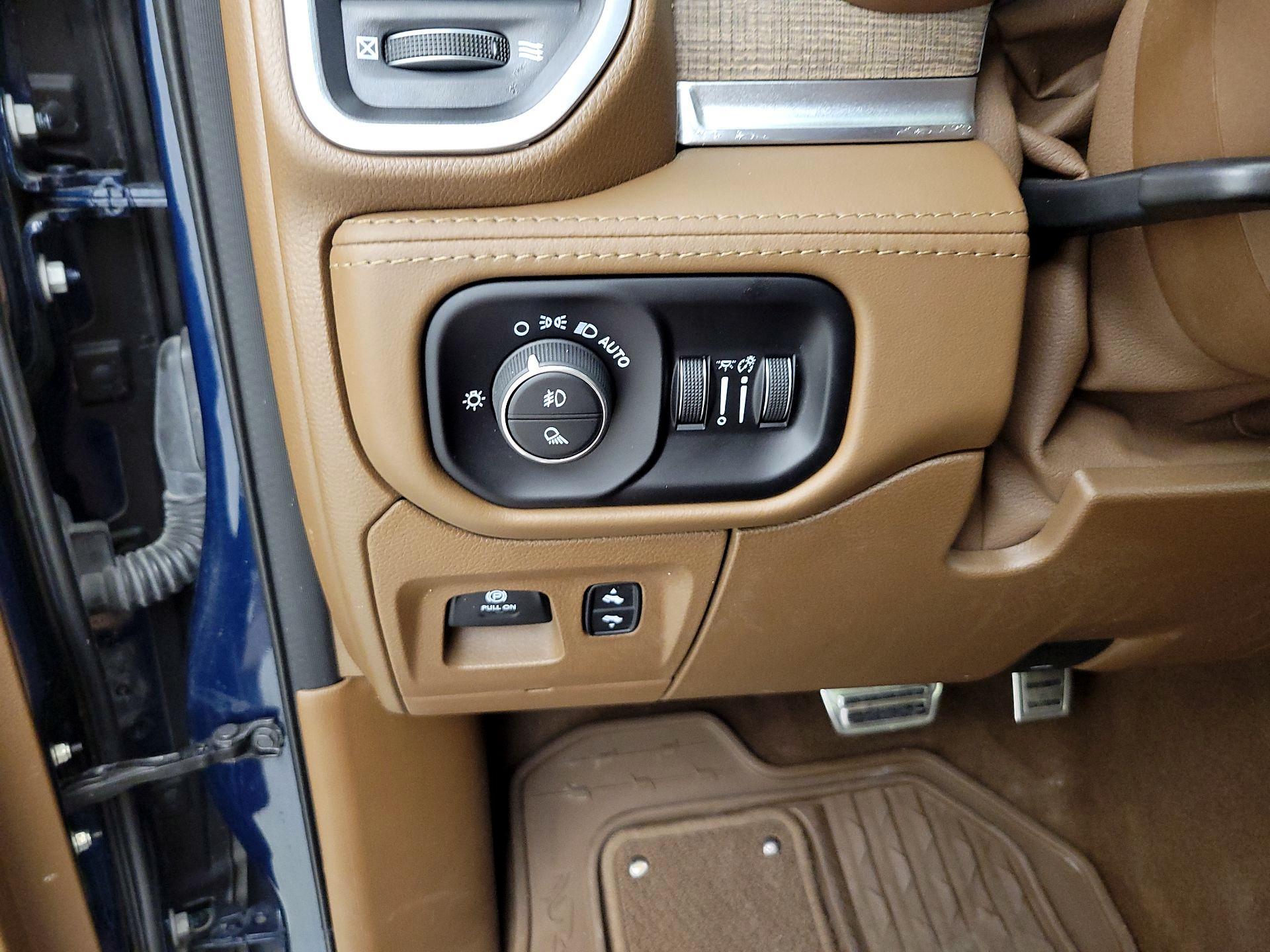 Thumbnail: 2023 RAM 1500 - 13