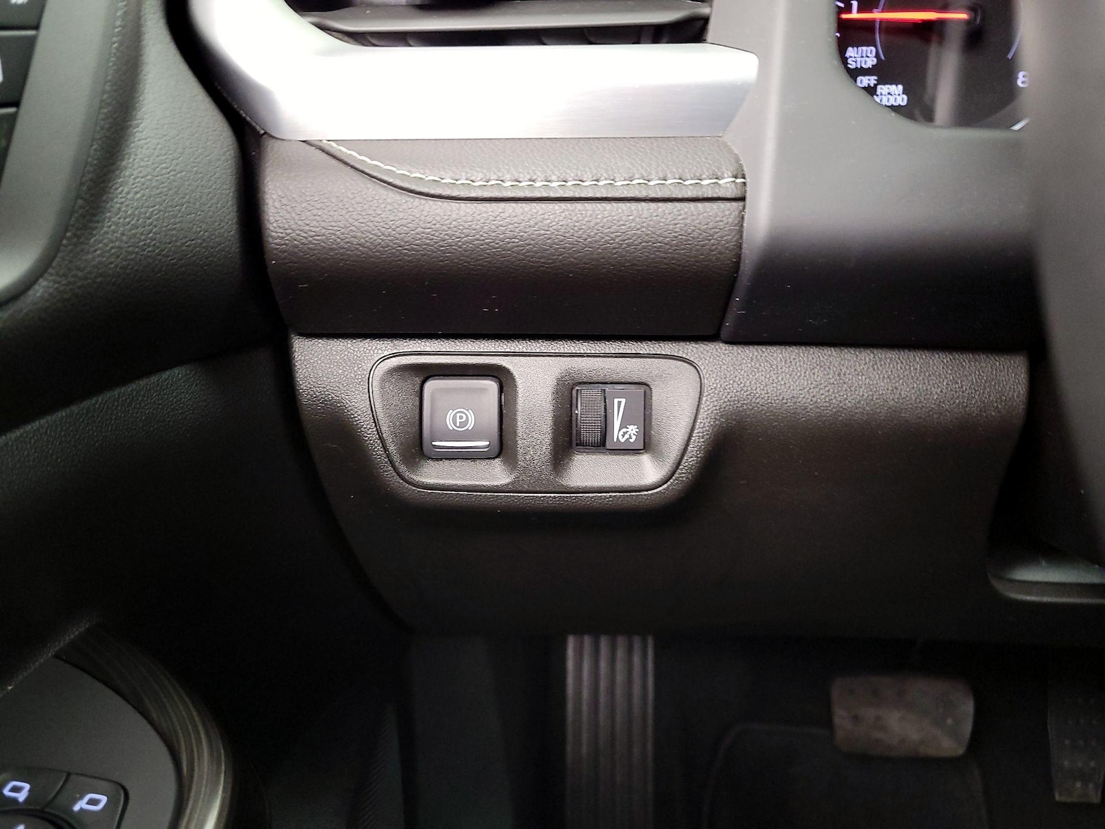 2023 GMC Acadia SLT - Photo 14